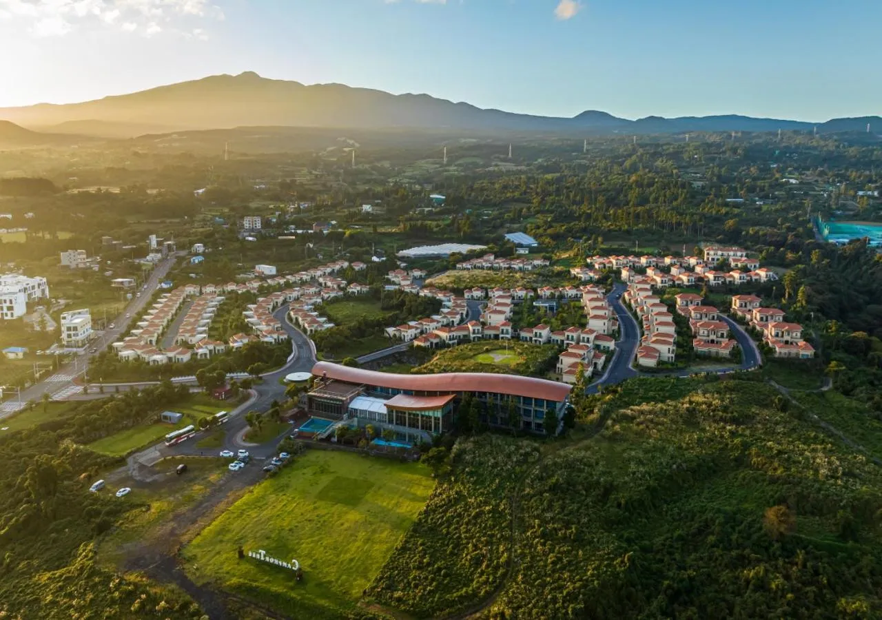 Camphortree Hotel and Resort