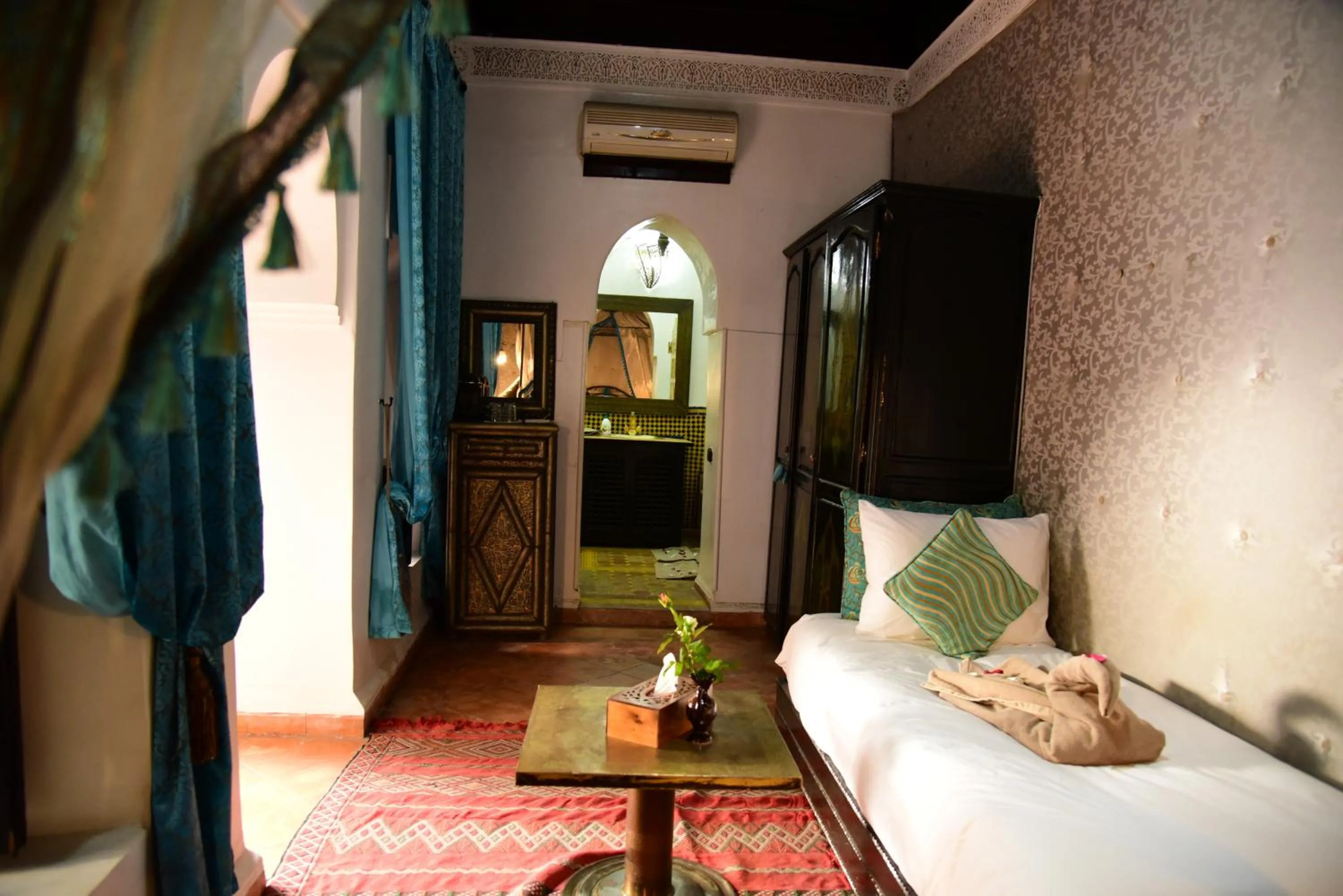 Bedroom, Bed in Riad Du Petit Prince