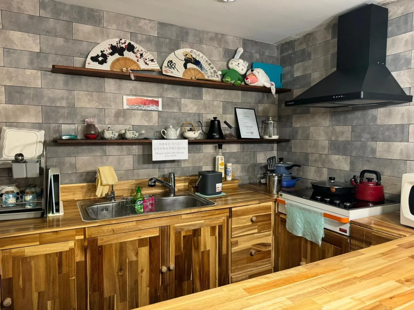 White Windmill Guesthouse