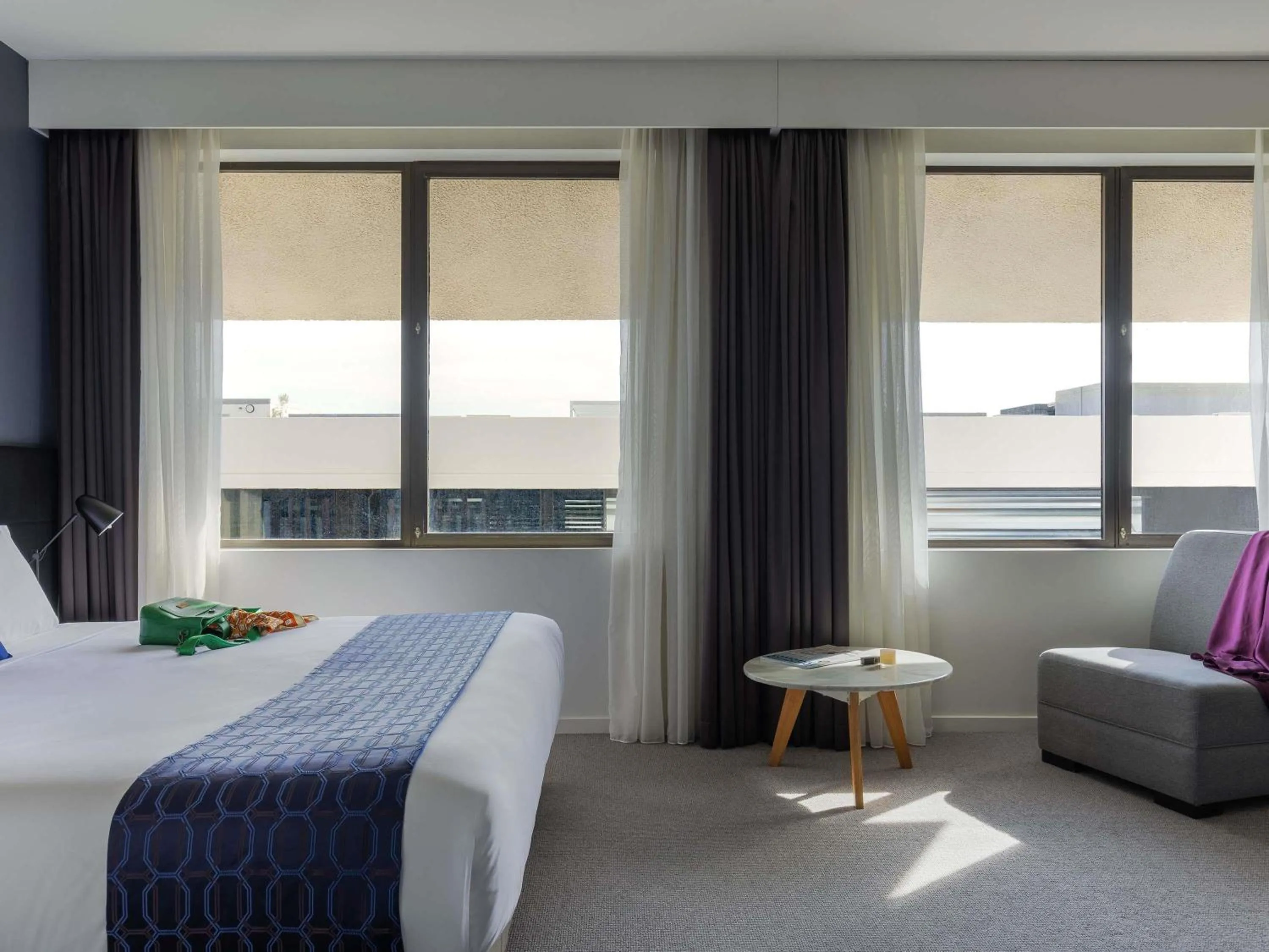 Bedroom, Bed in Mantra MacArthur Hotel