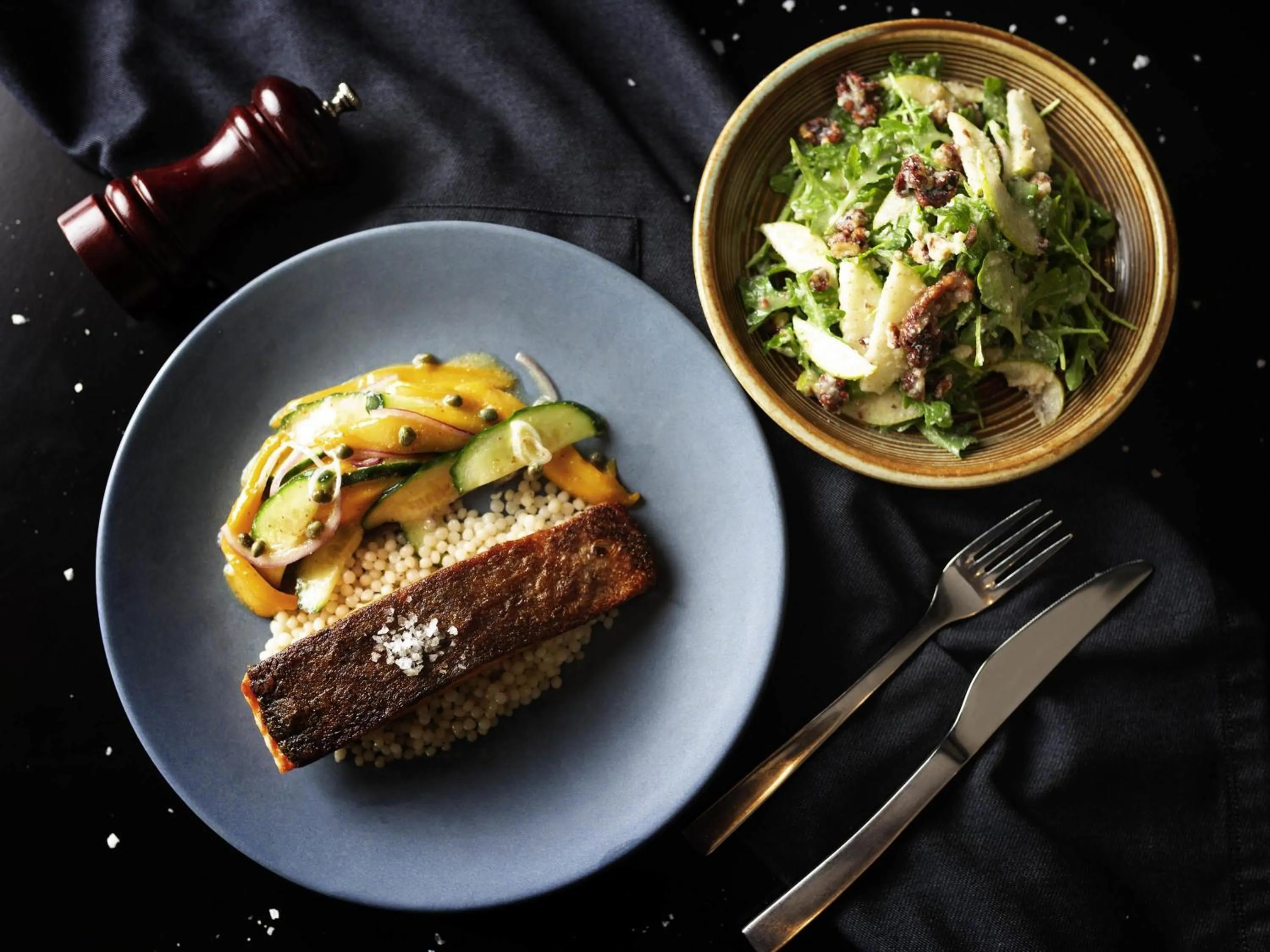 Restaurant/places to eat in Mantra MacArthur Hotel