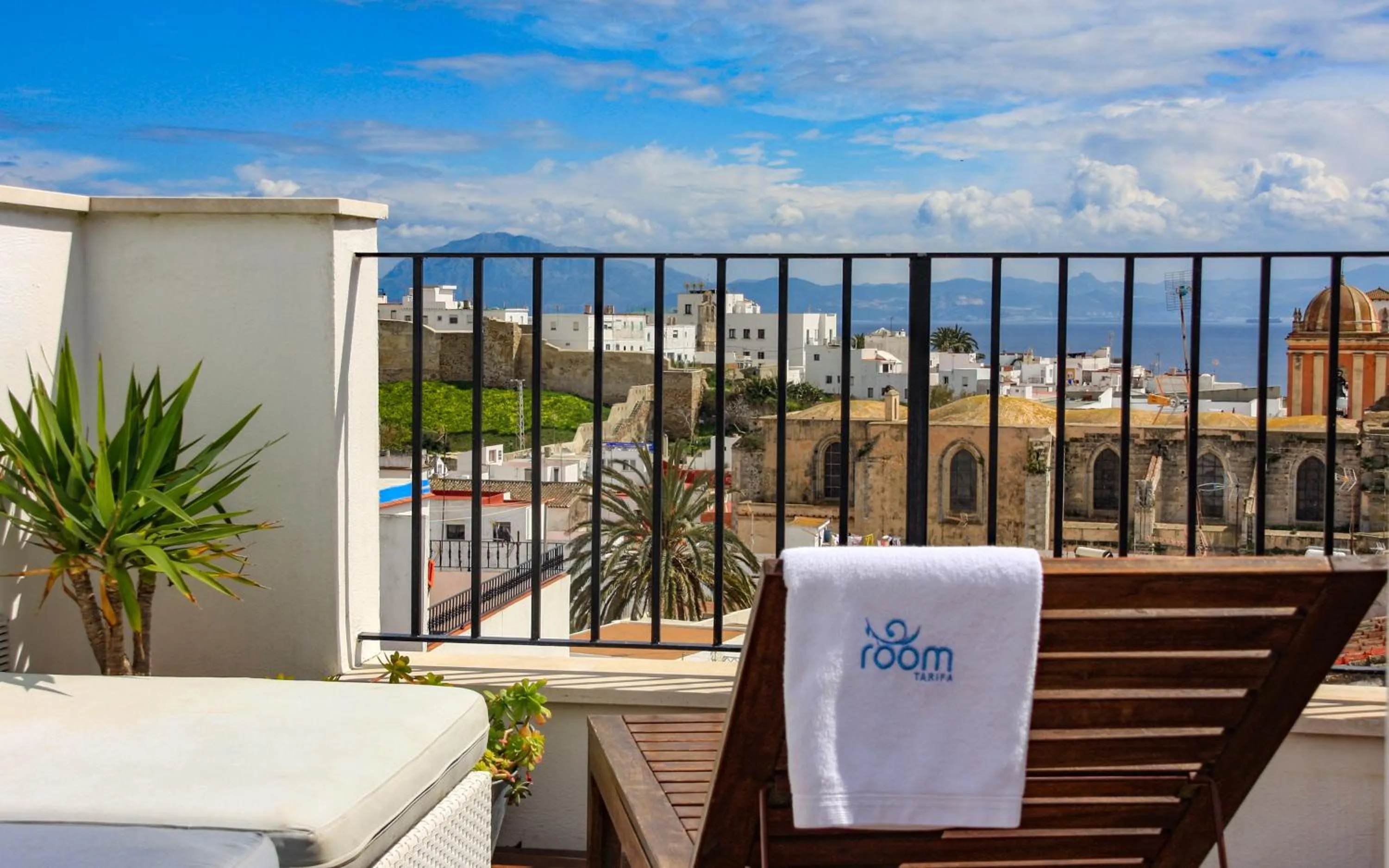 Balcony/Terrace in Room Tarifa
