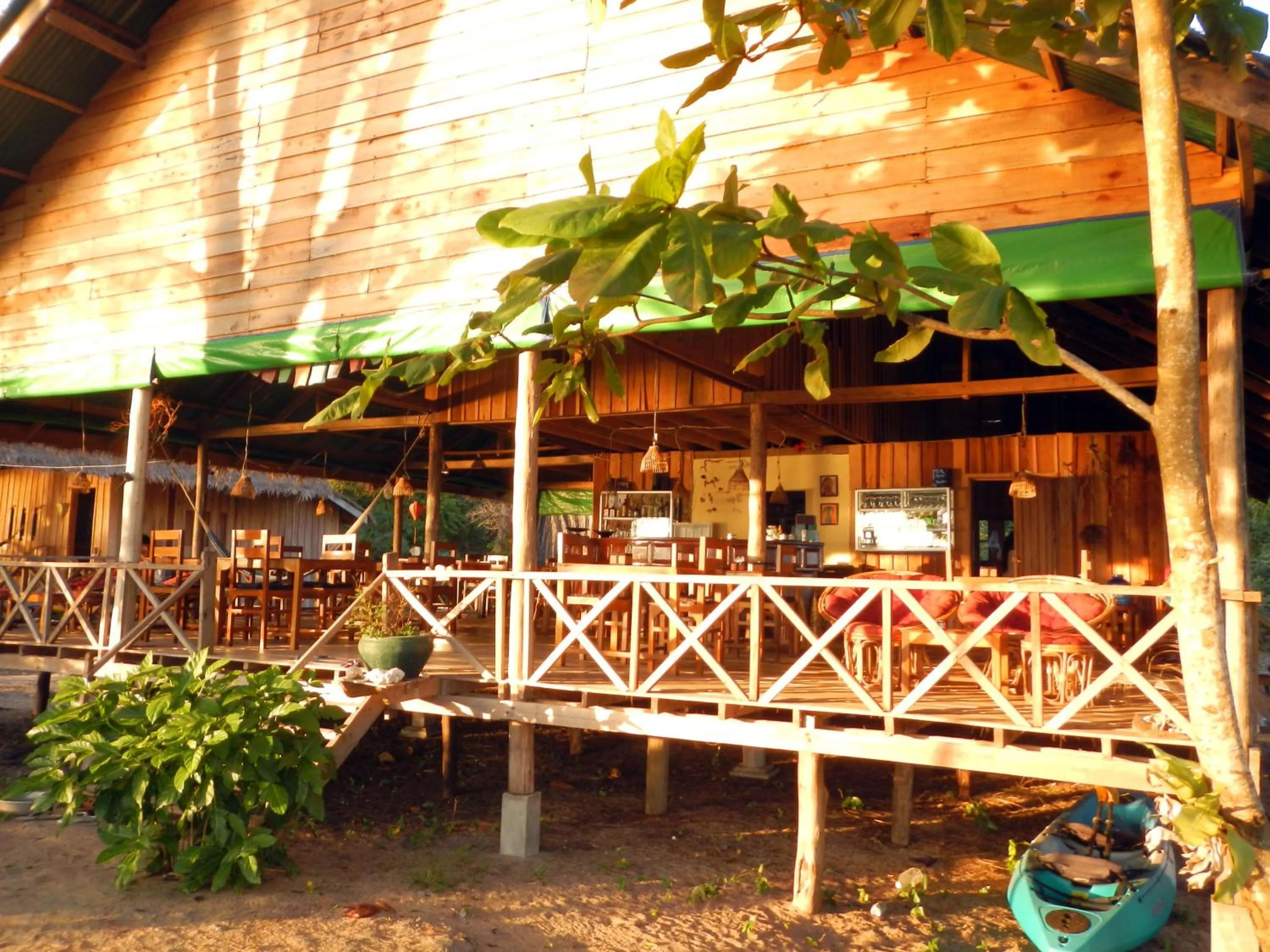 Restaurant/places to eat in Koh Thmei Resort