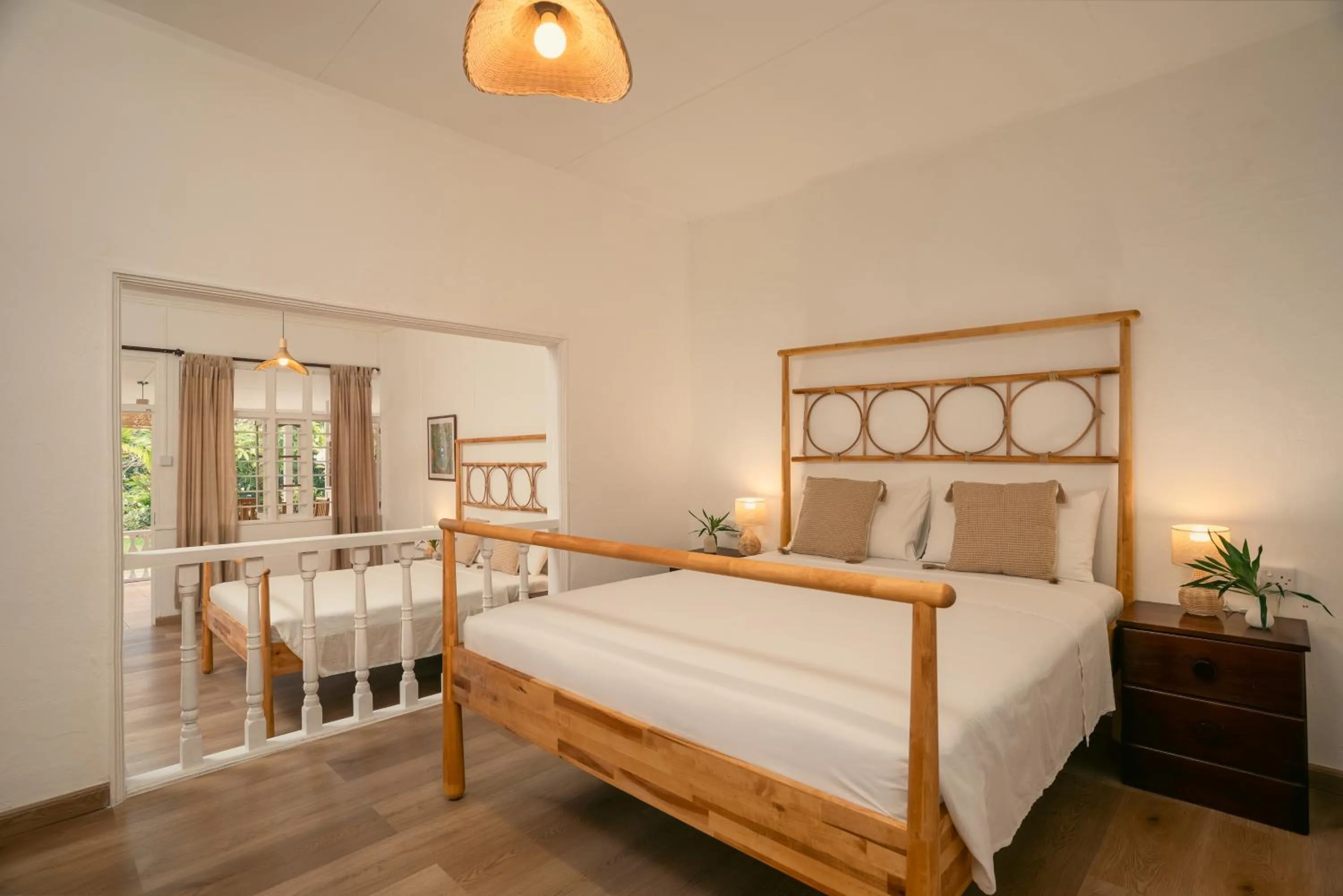 Bed in Beau Vallon Bungalows