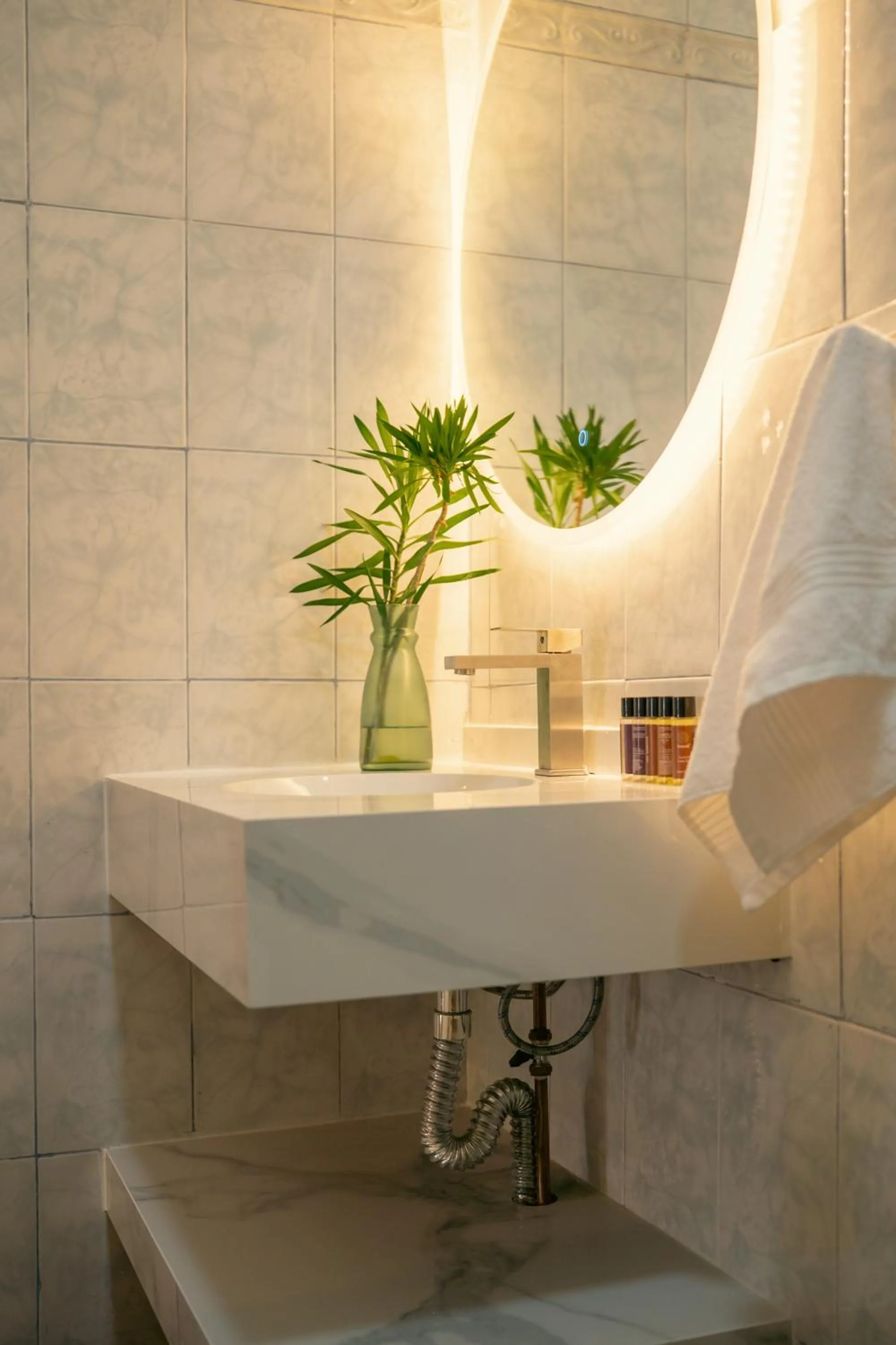 Beau Vallon Bungalows