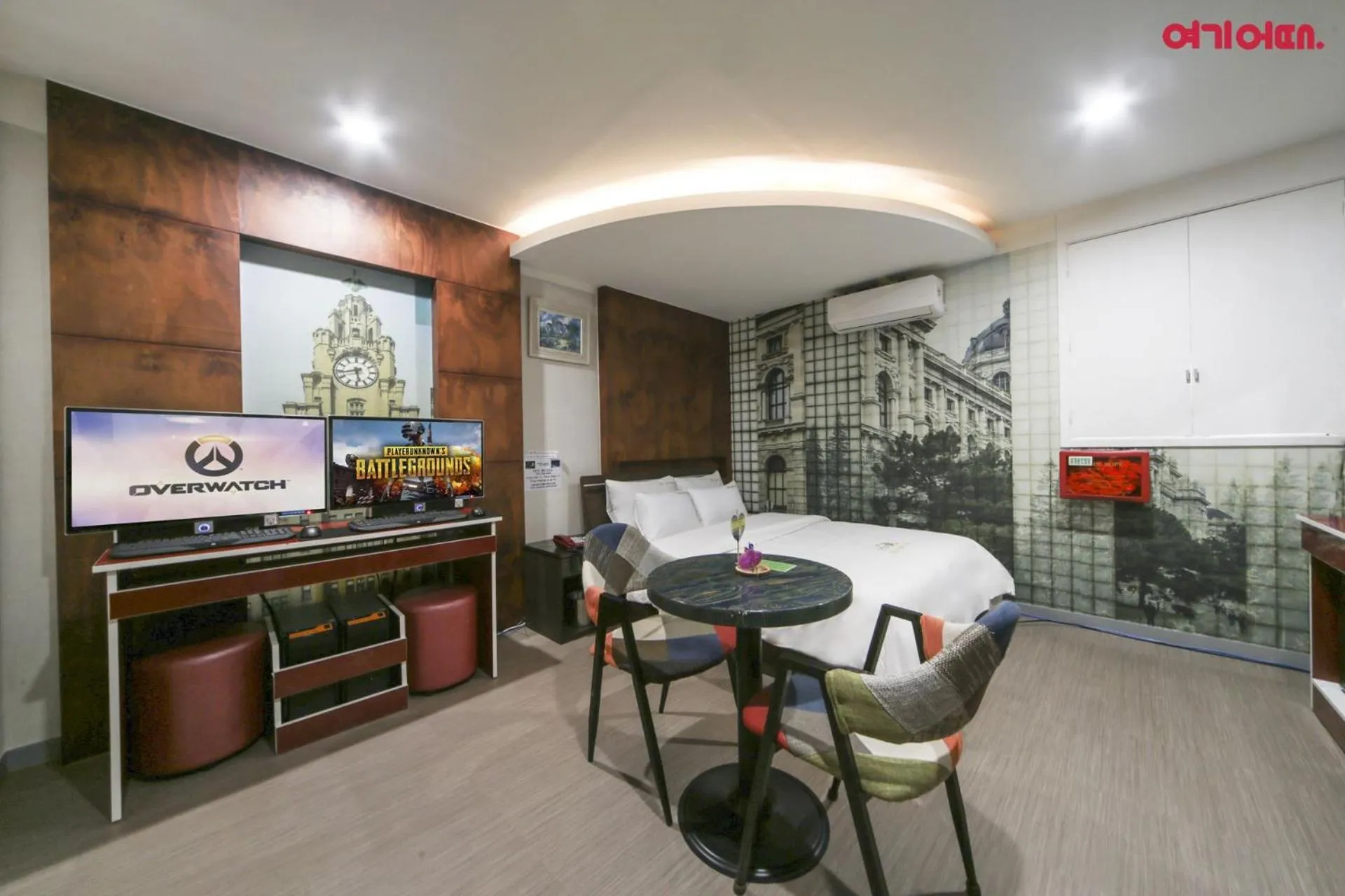 Photo of the whole room in Sky Motel