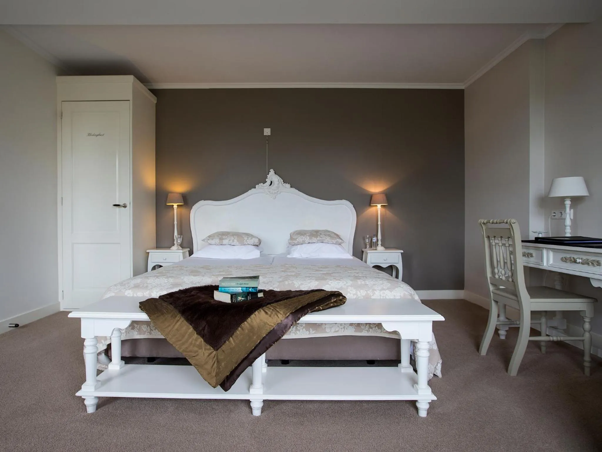 Photo of the whole room, Bed in B & B Hotel The Baron Crown