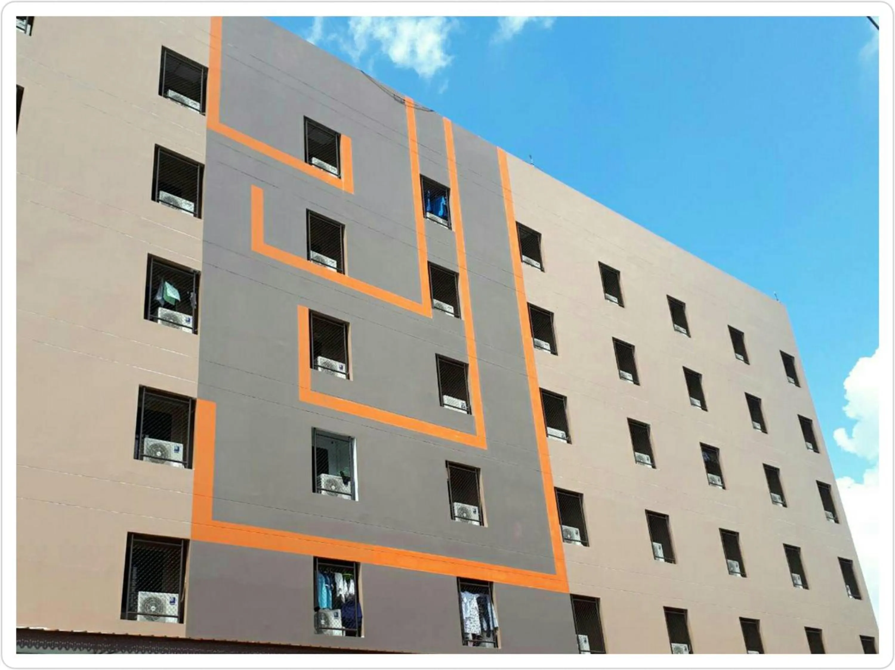 Property building in Centerpoint Hotel