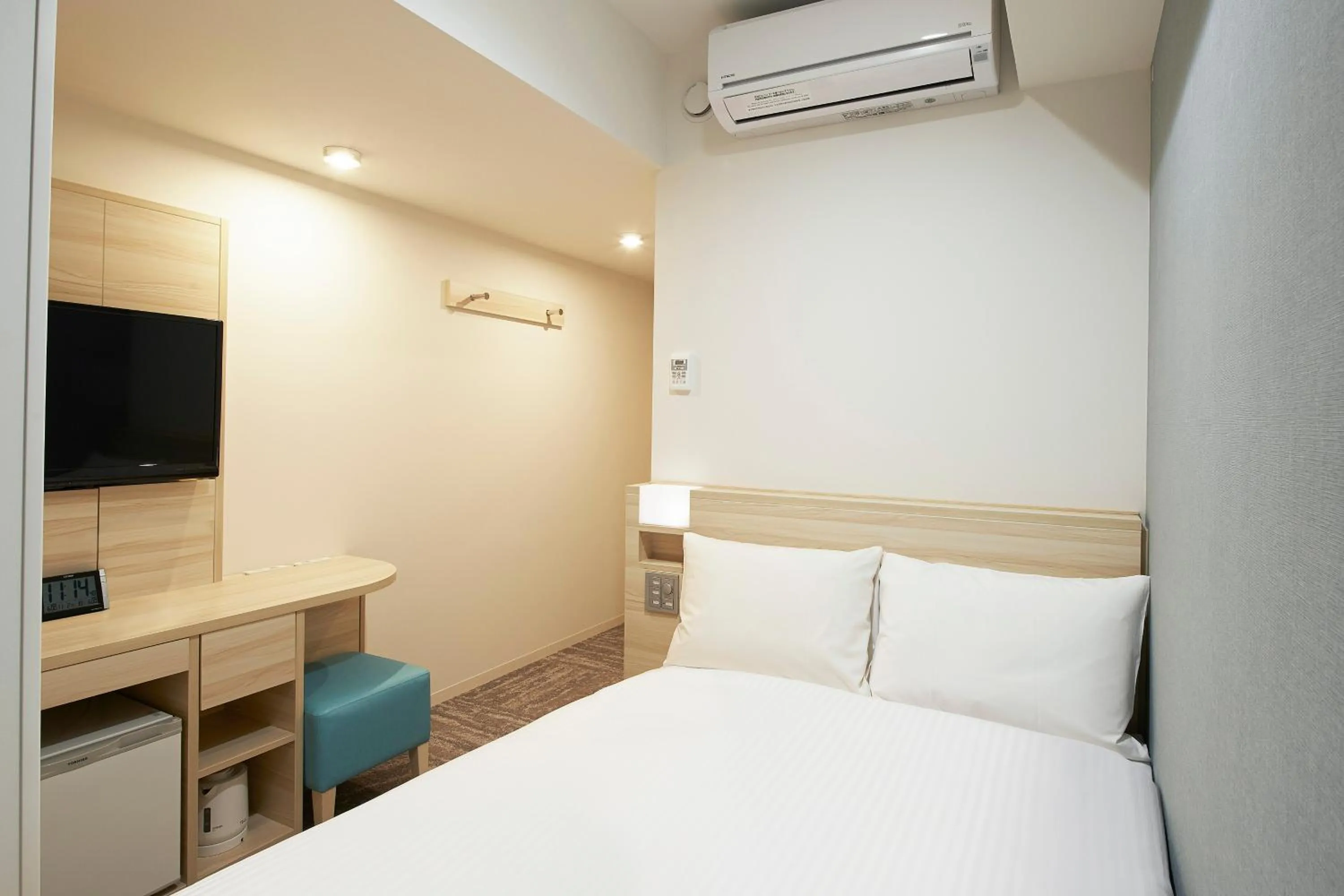 Bed in Sotetsu Fresa Inn Ueno-Okachimachi