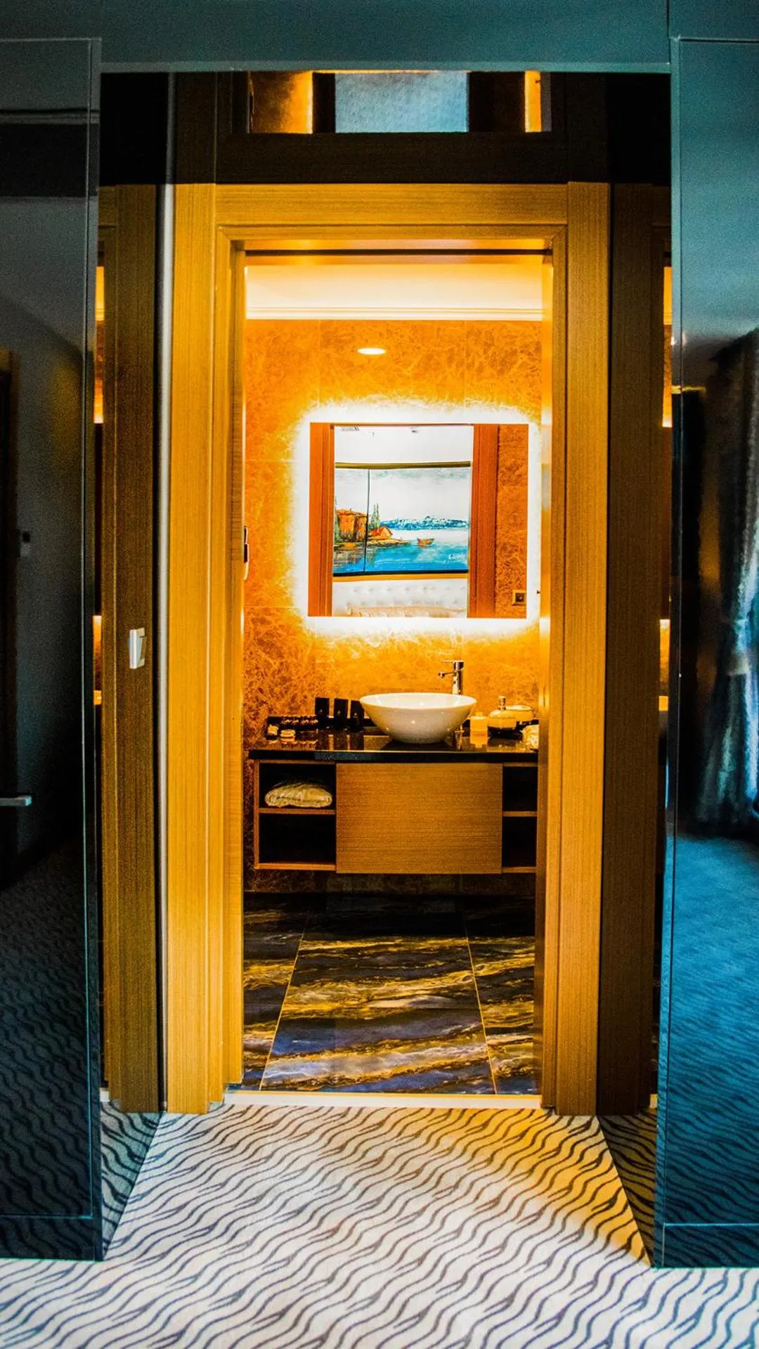 Bathroom, Bed in Aselia Hotel Trabzon