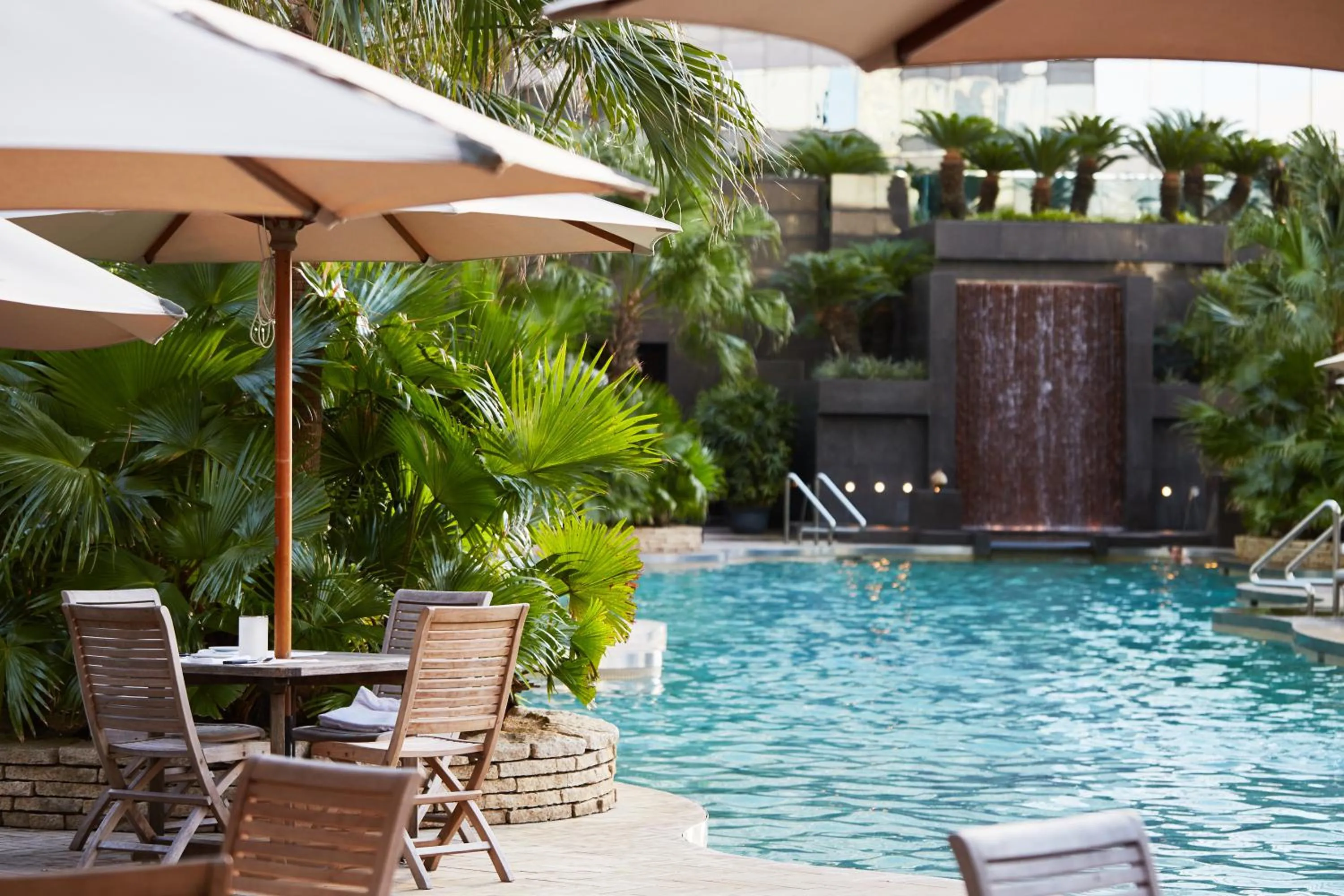 Restaurant/places to eat in Grand Hyatt Hong Kong