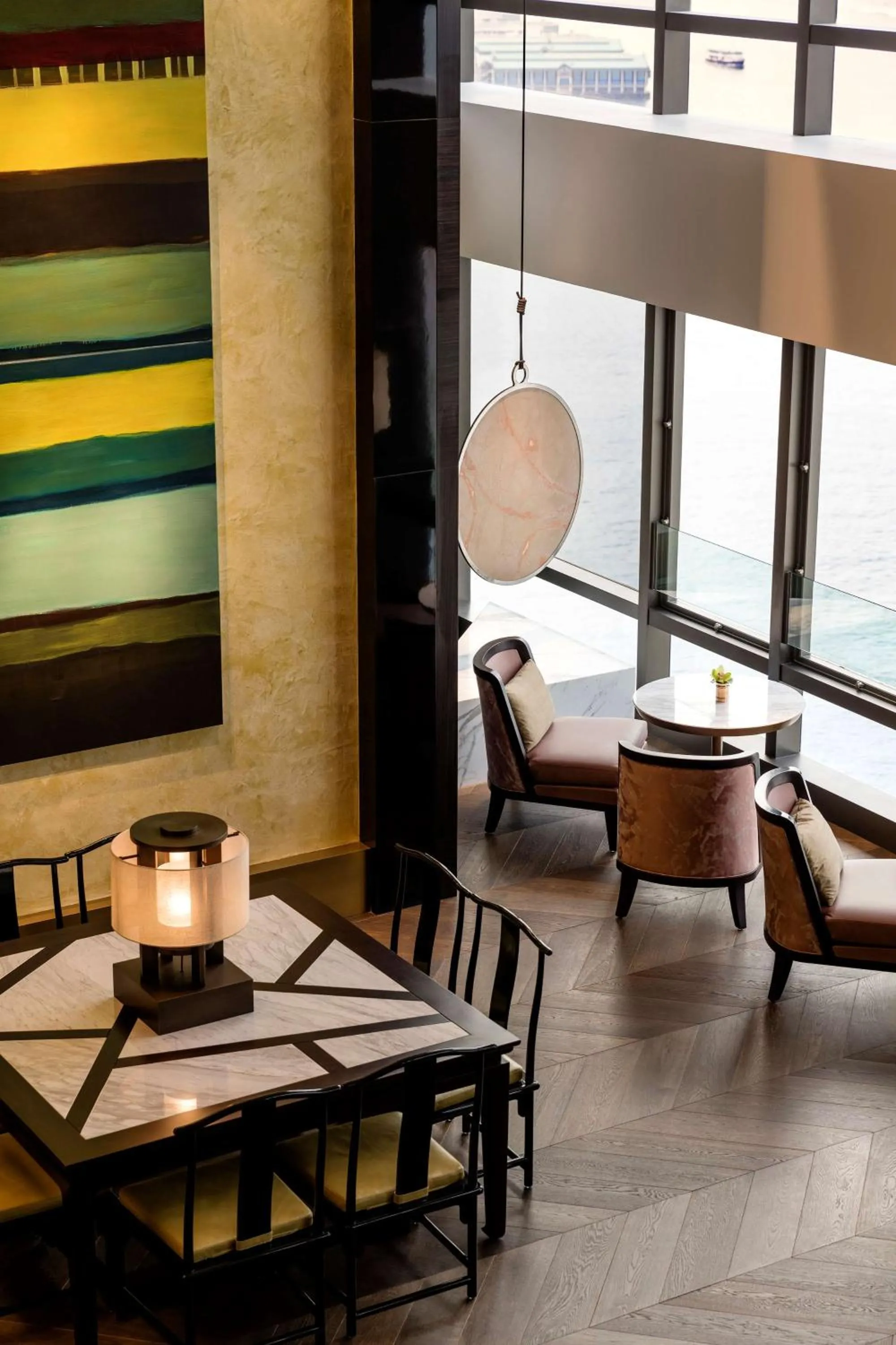 Lounge or bar in Grand Hyatt Hong Kong