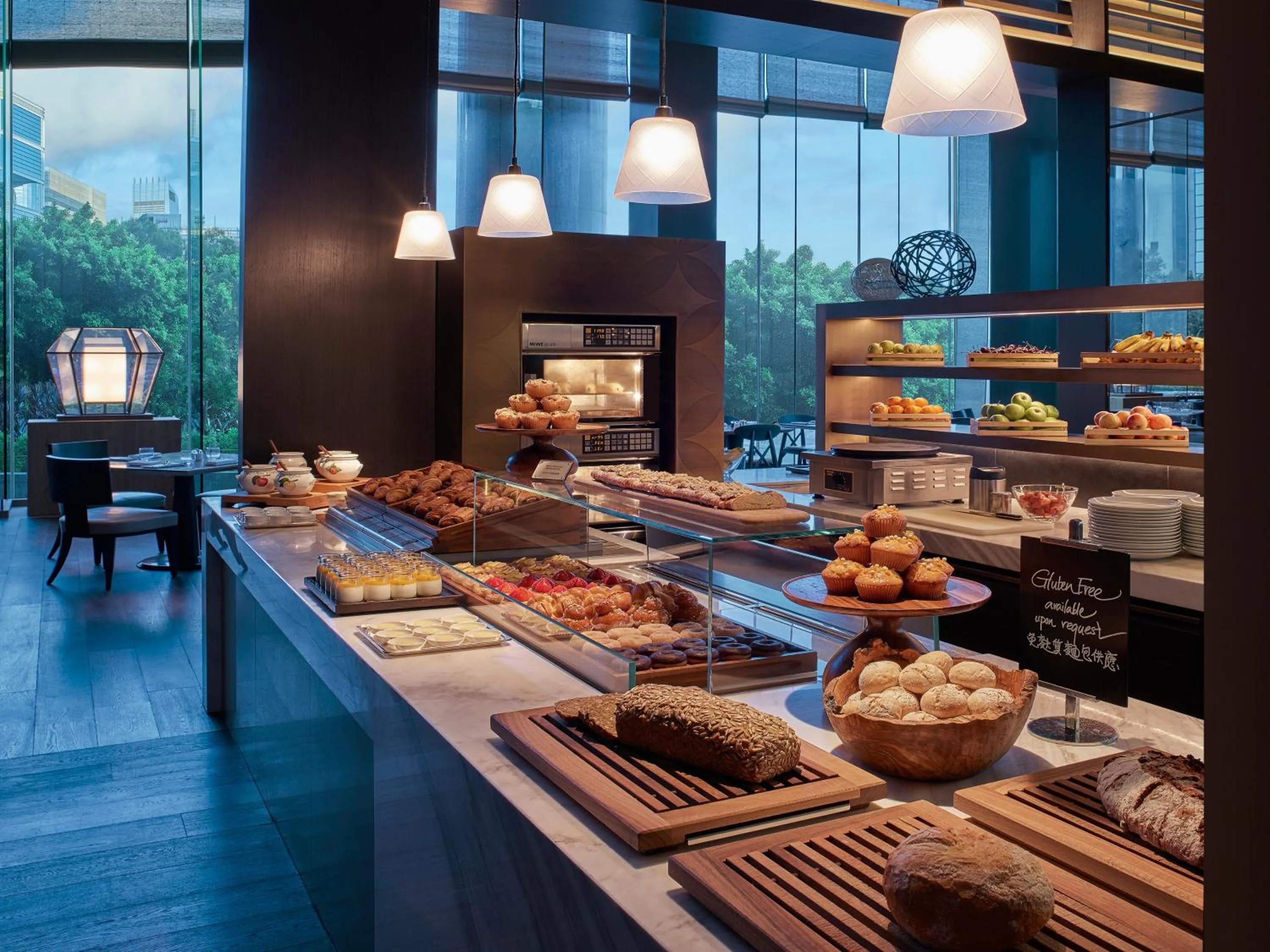 Breakfast in Grand Hyatt Hong Kong