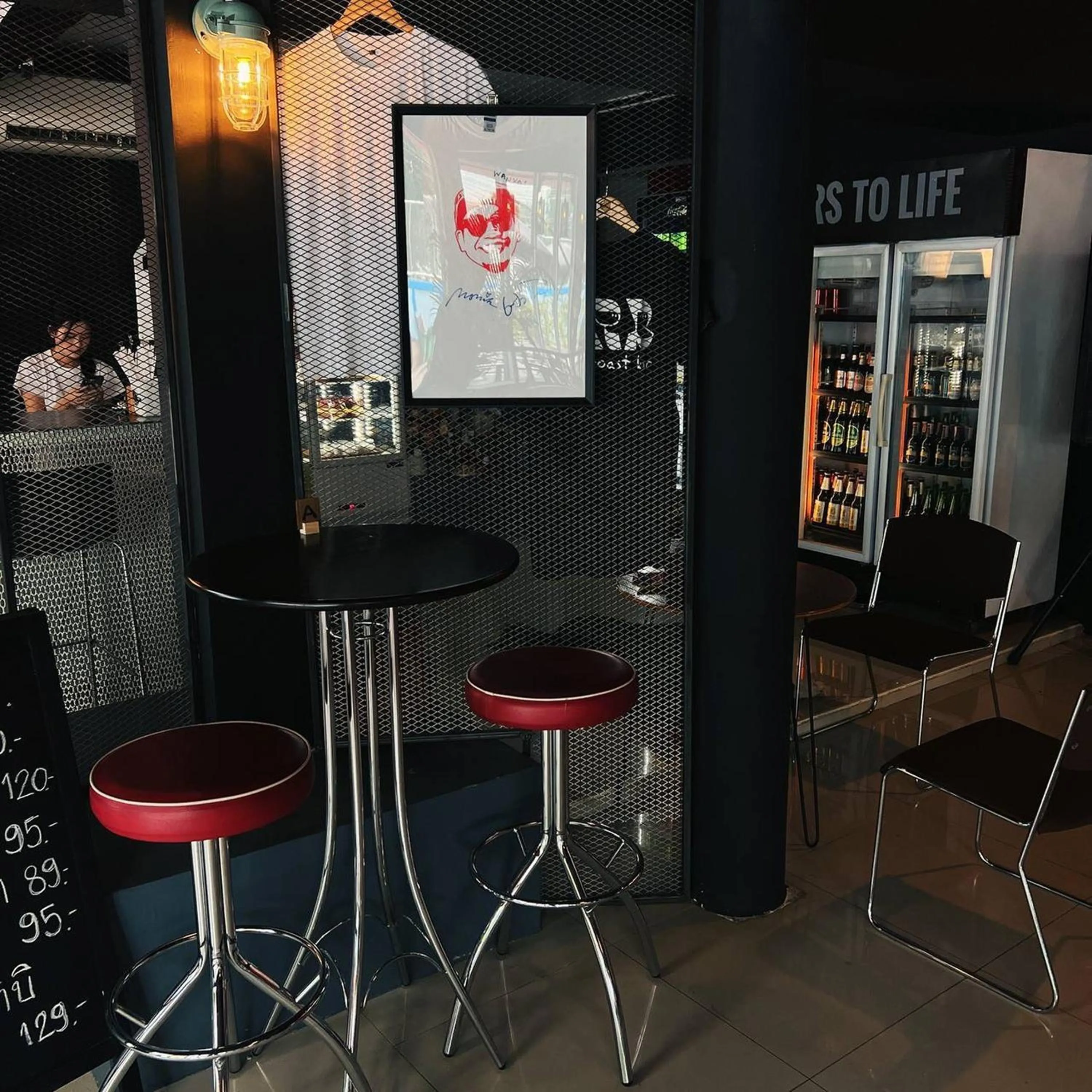 Lounge or bar in BW Thai Art Style Hotel