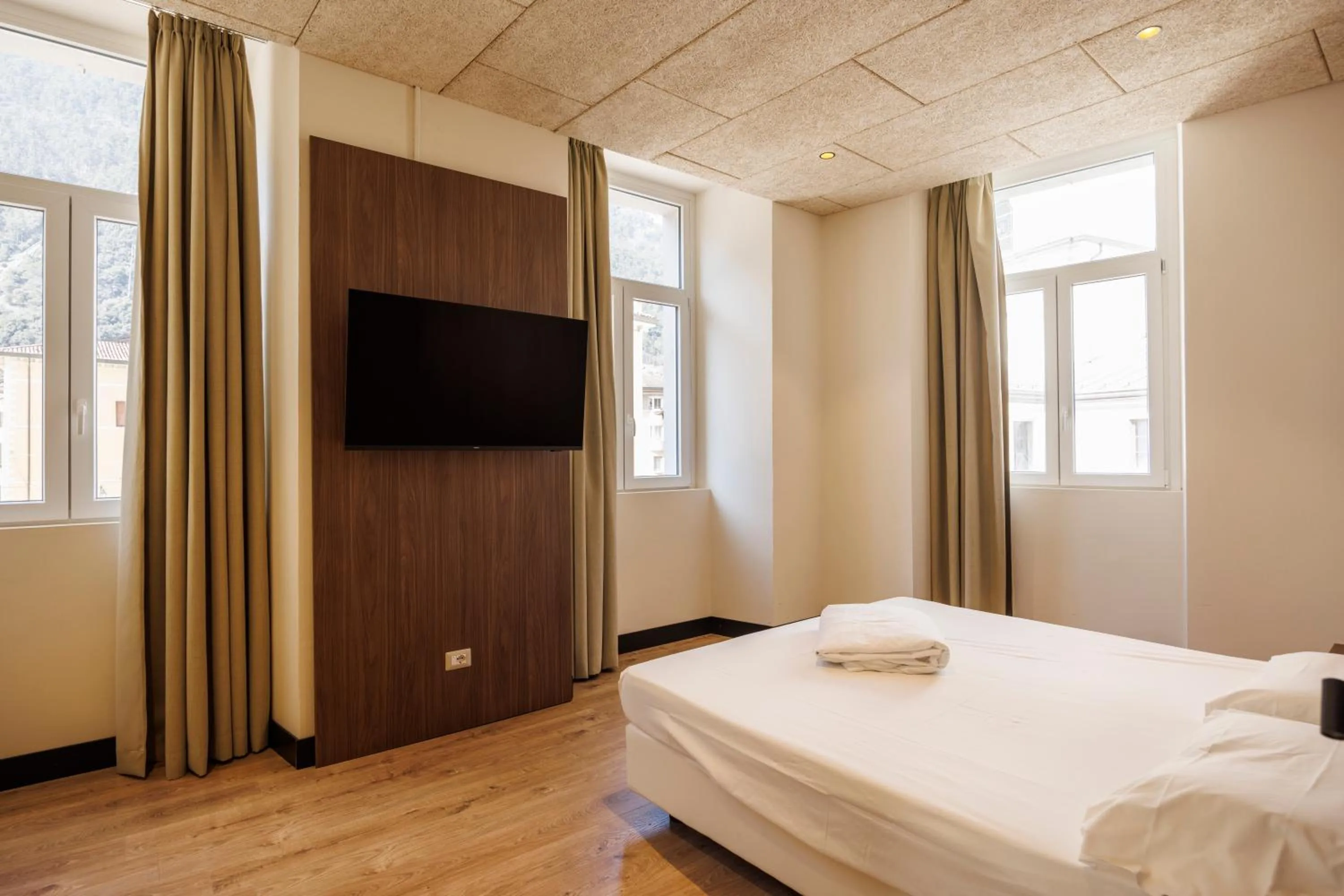 Bedroom, Bed in Grand Hotel Riva