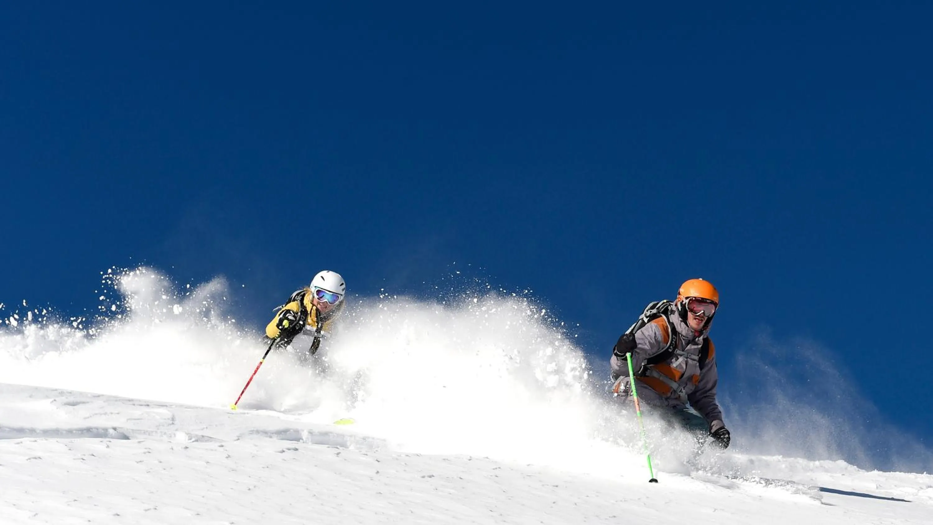 Winter in Alliey & Spa Piscine Appart-hôtel Serre chevalier