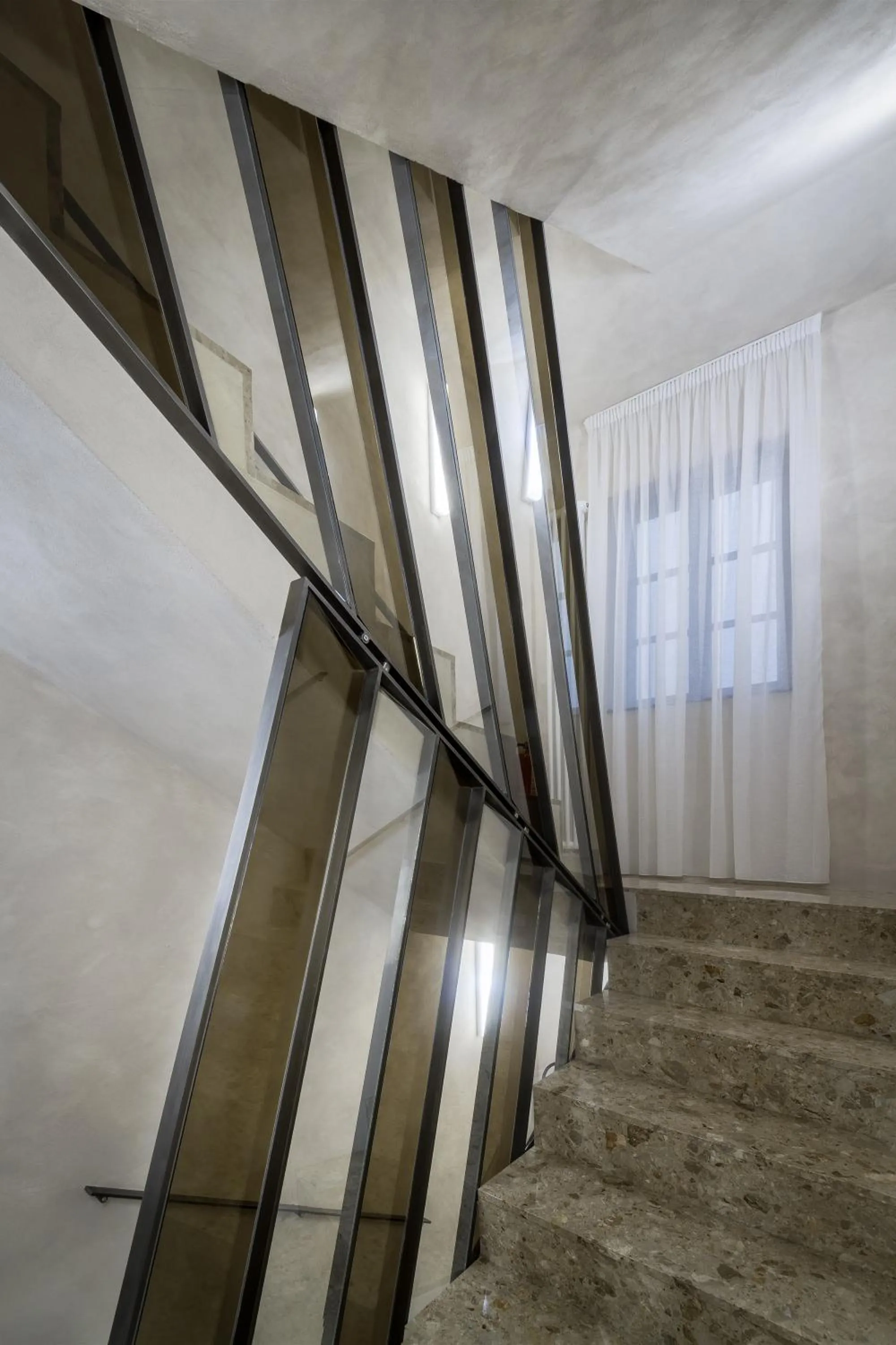 Area and facilities in Clementin