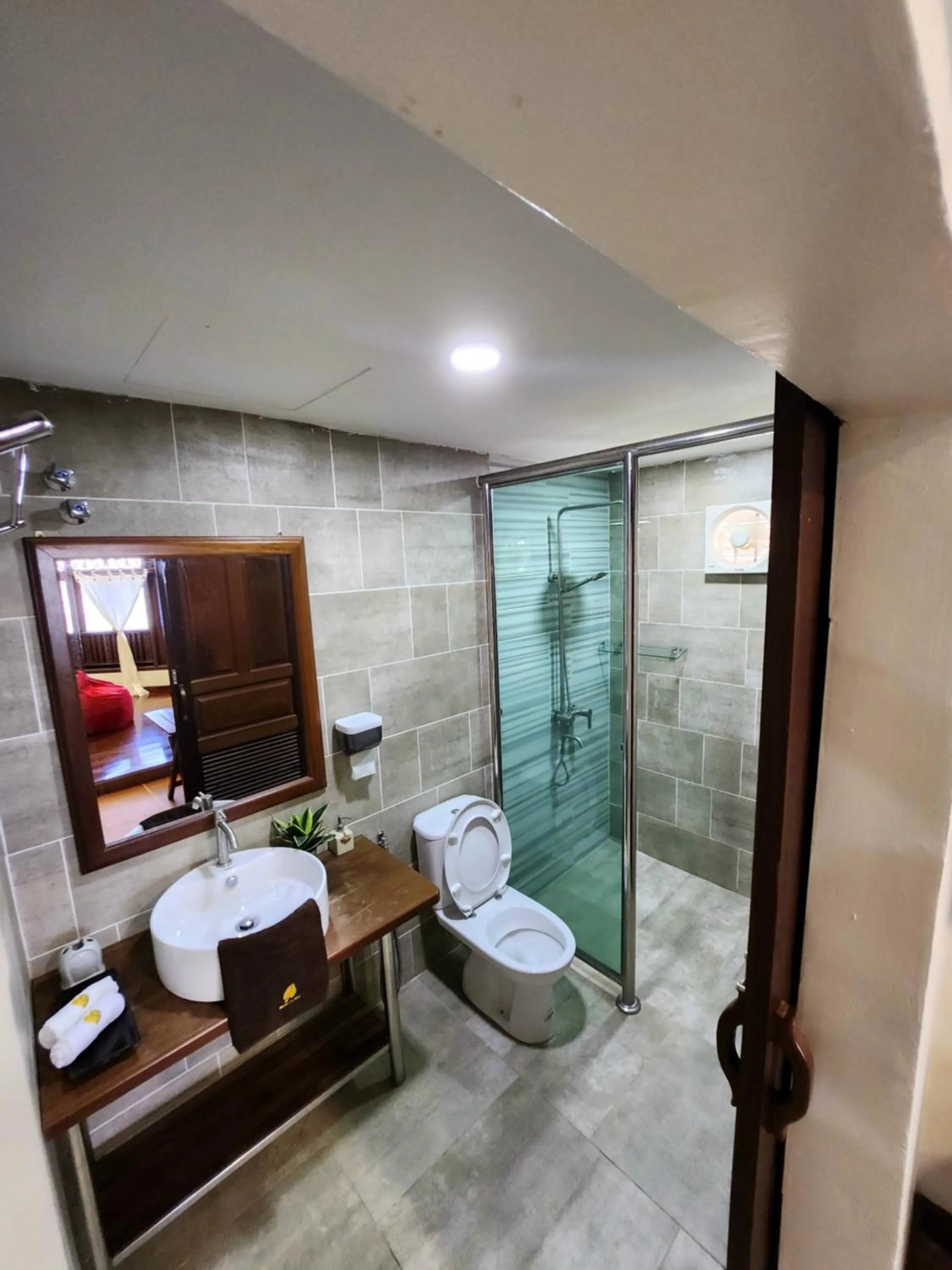 Shower in Uptown Eco Hotel