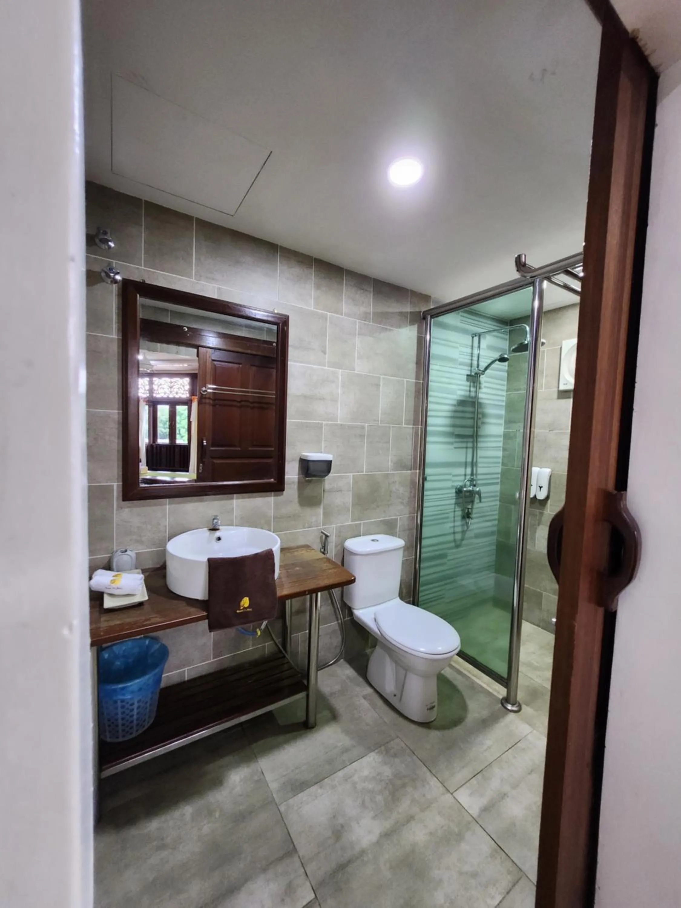 Shower in Uptown Eco Hotel