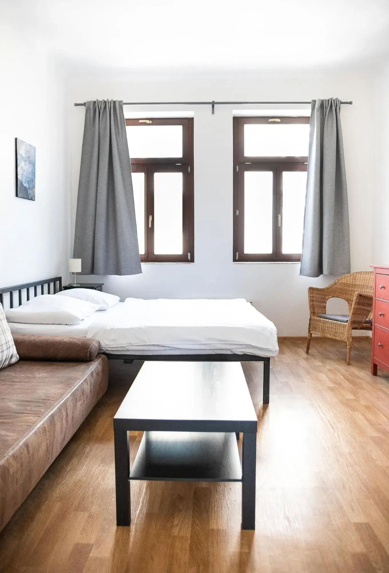 Two-Bedroom Apartment in Family Apartments Praha 6 Two-Bedroom Apartment in Family Apartments Praha 6