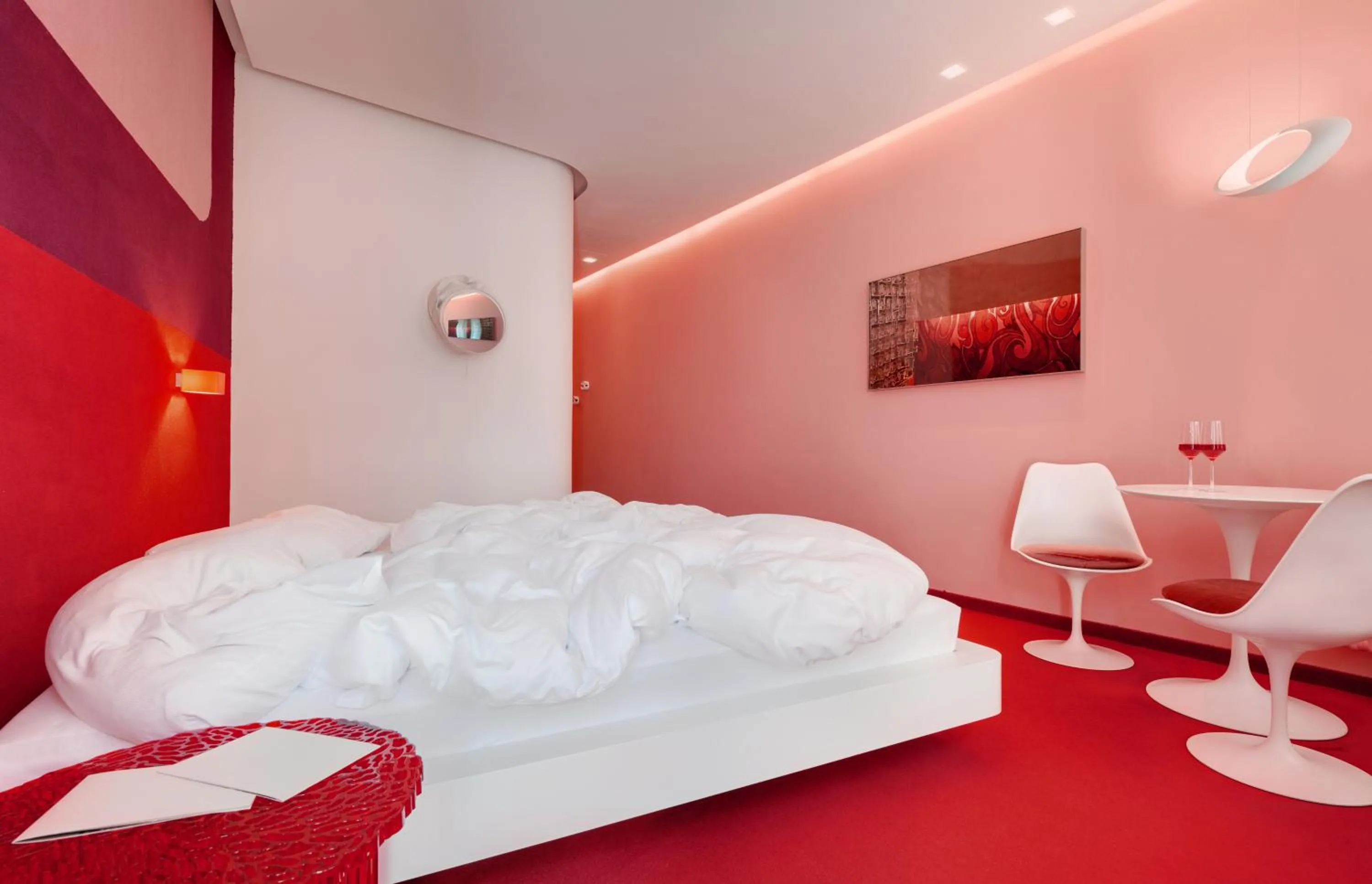 Photo of the whole room, Bed in Boutique Hotel Imperialart