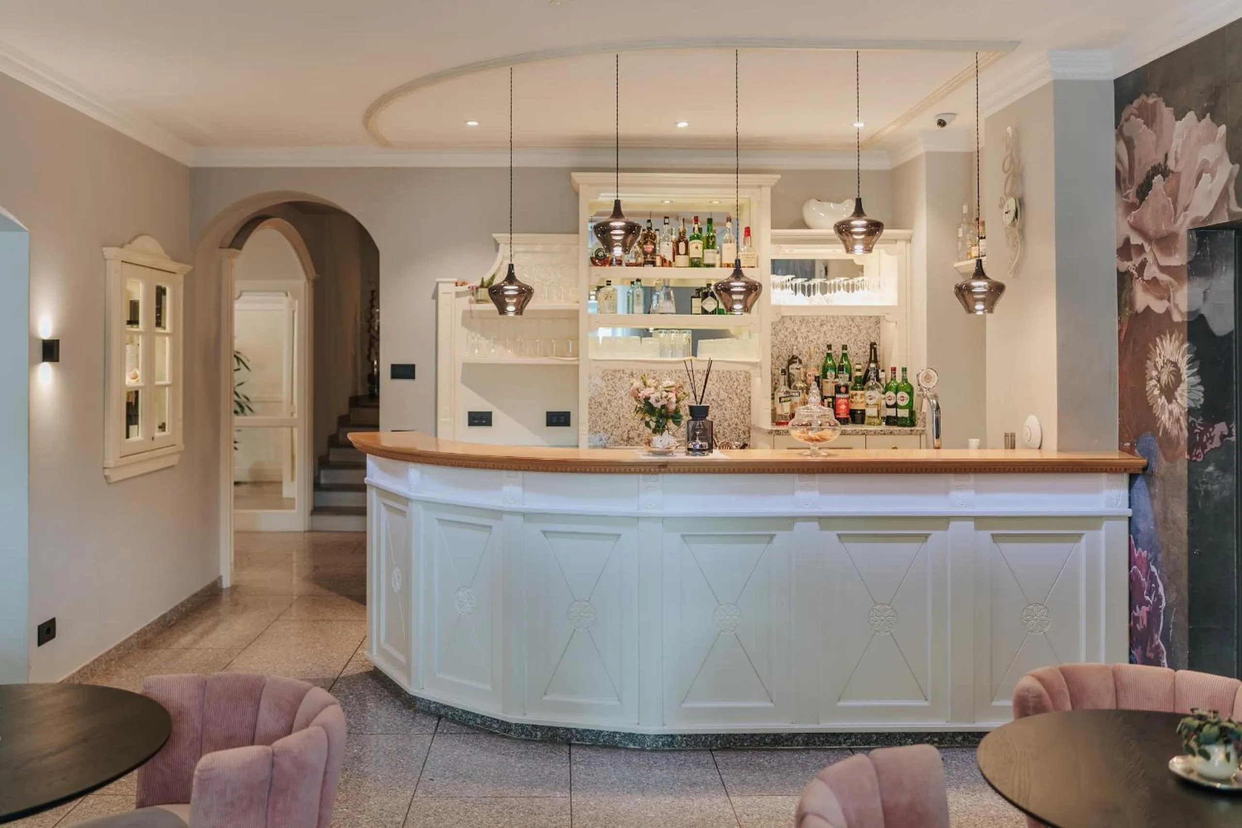 Lounge or bar in Windsor Merano Hotel & Suites