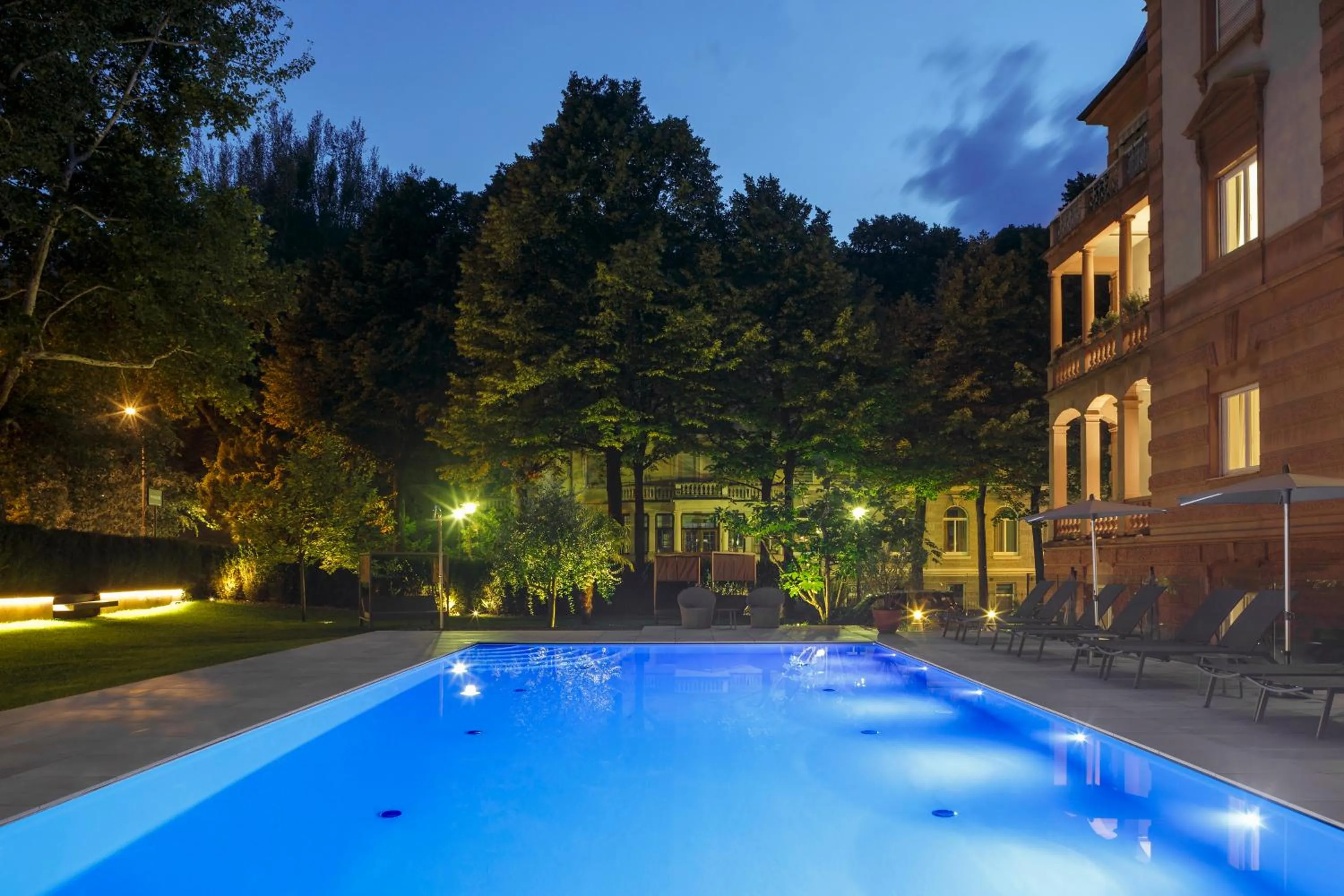 Pool view in Windsor Merano Hotel & Suites