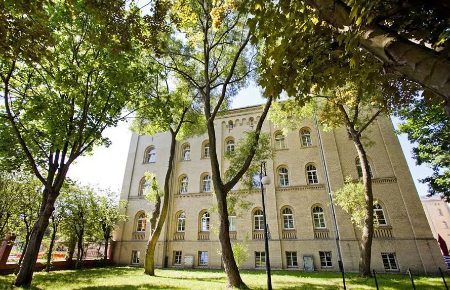 Facade/entrance in Dom Sonata