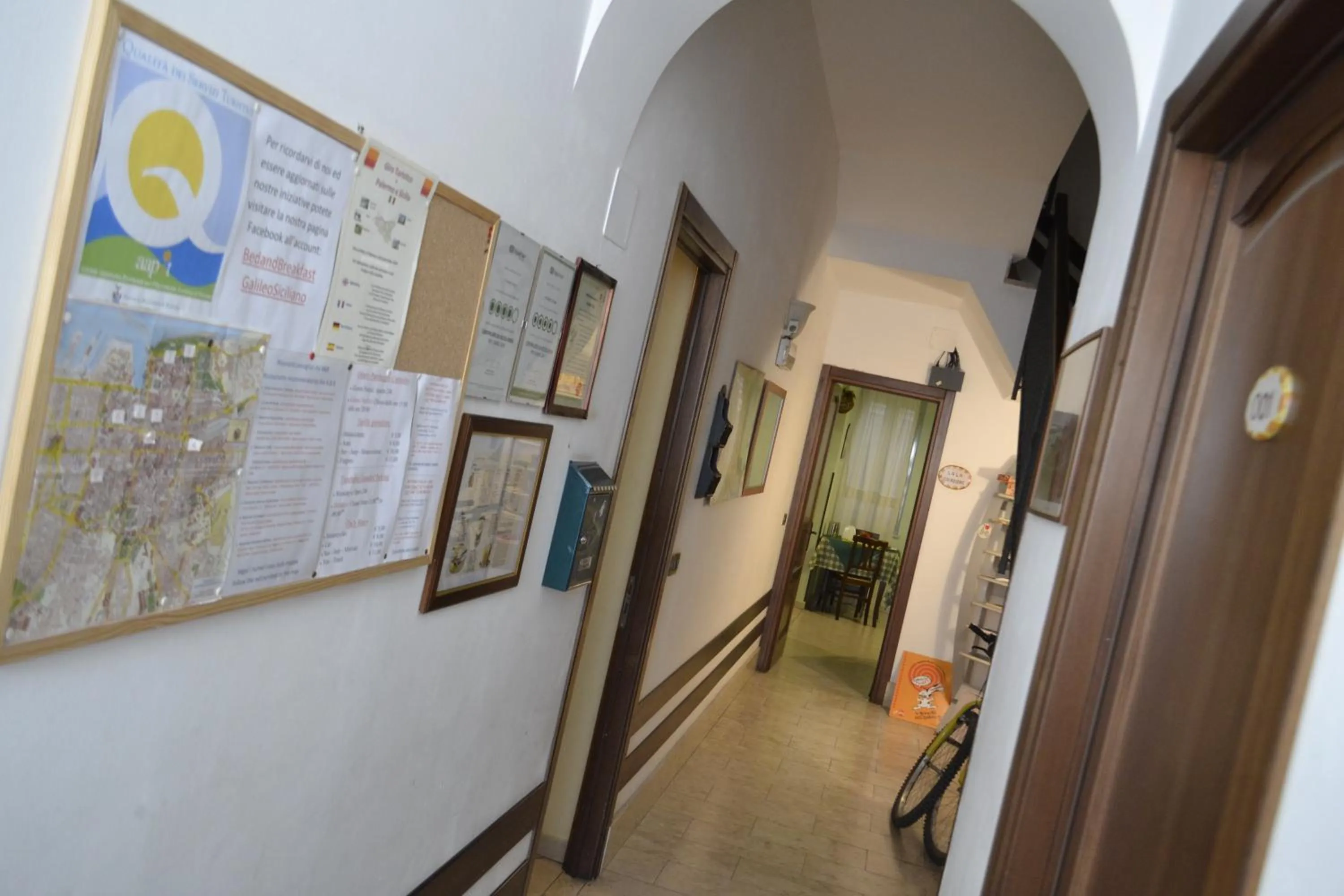 Facade/entrance in Alloggio di Palermo