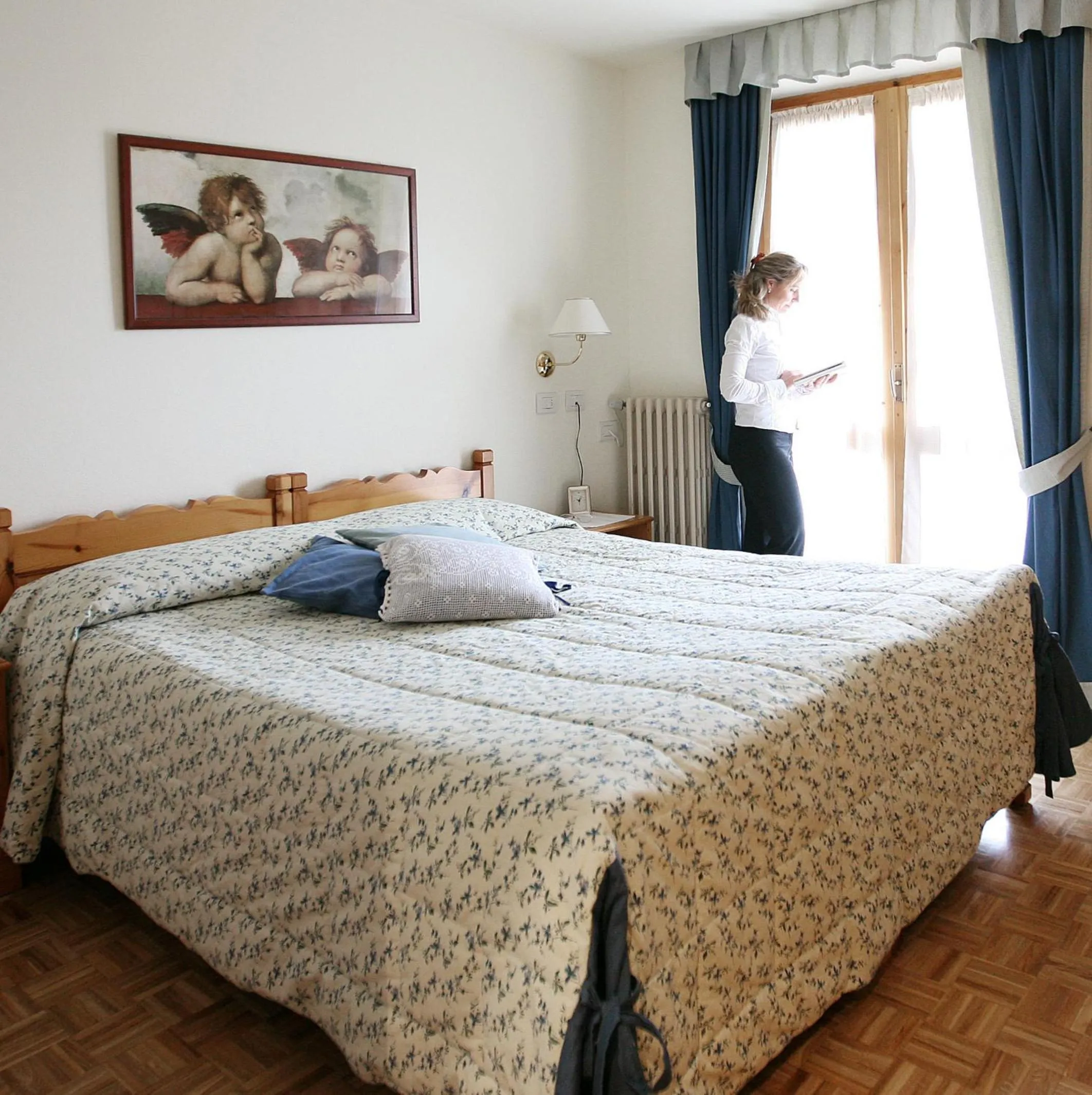 Bed in Meublè Cima Bianca Garni