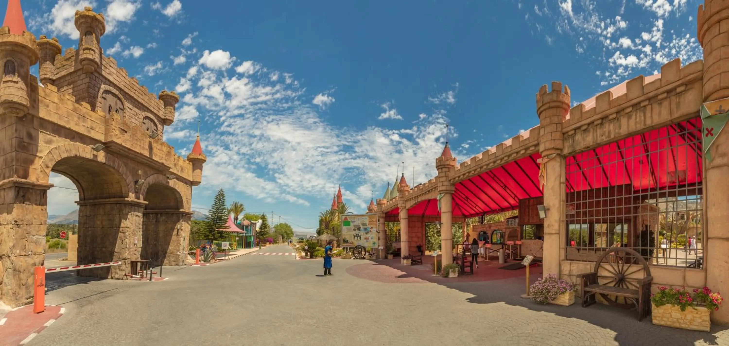 Area and facilities in Magic Robin Hood