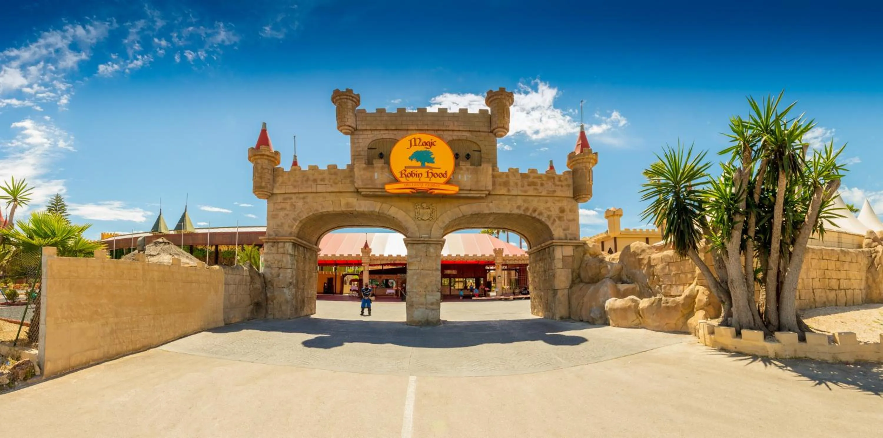 Facade/entrance in Magic Robin Hood