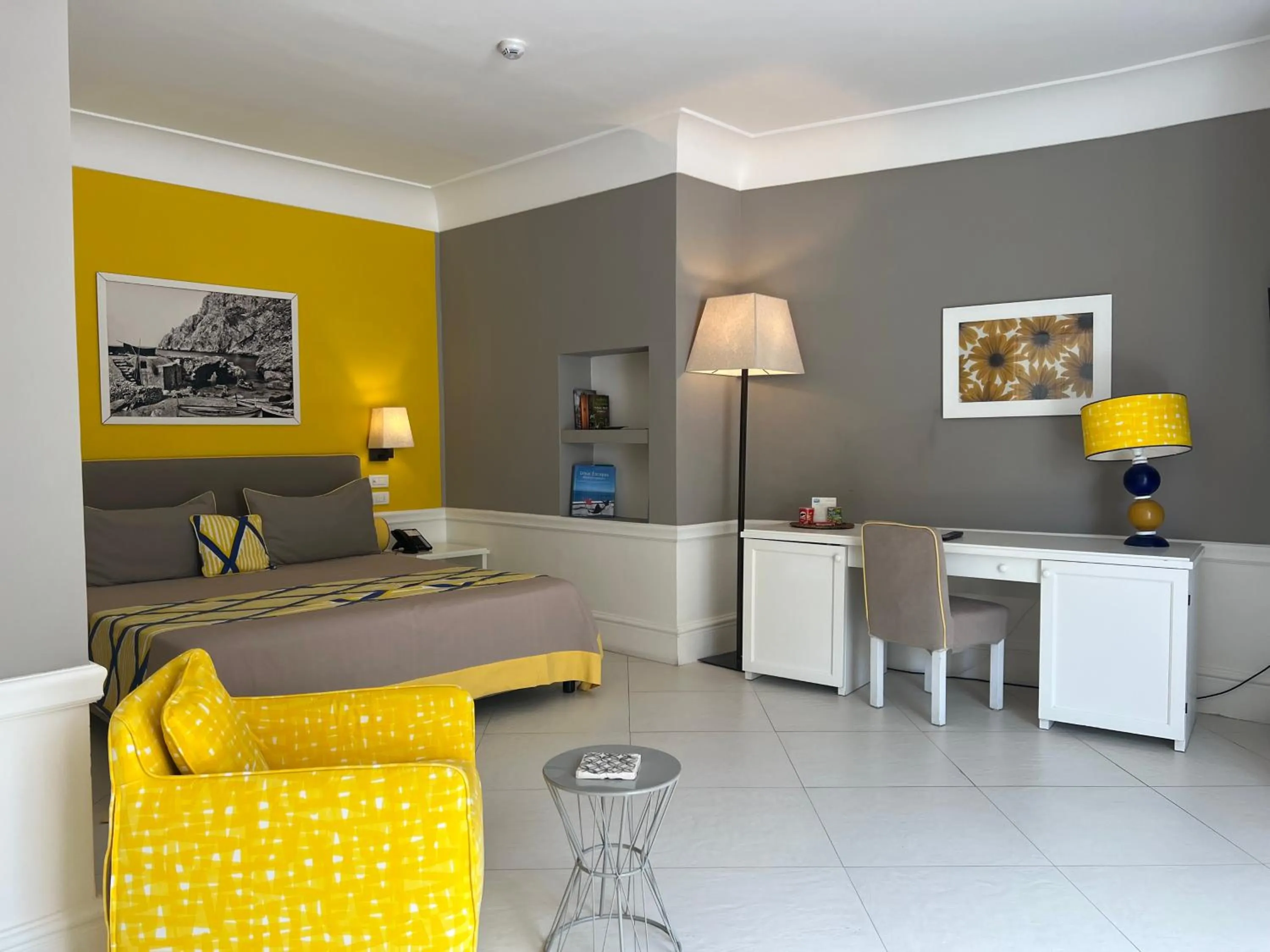 Living room in Hotel Della Piccola Marina