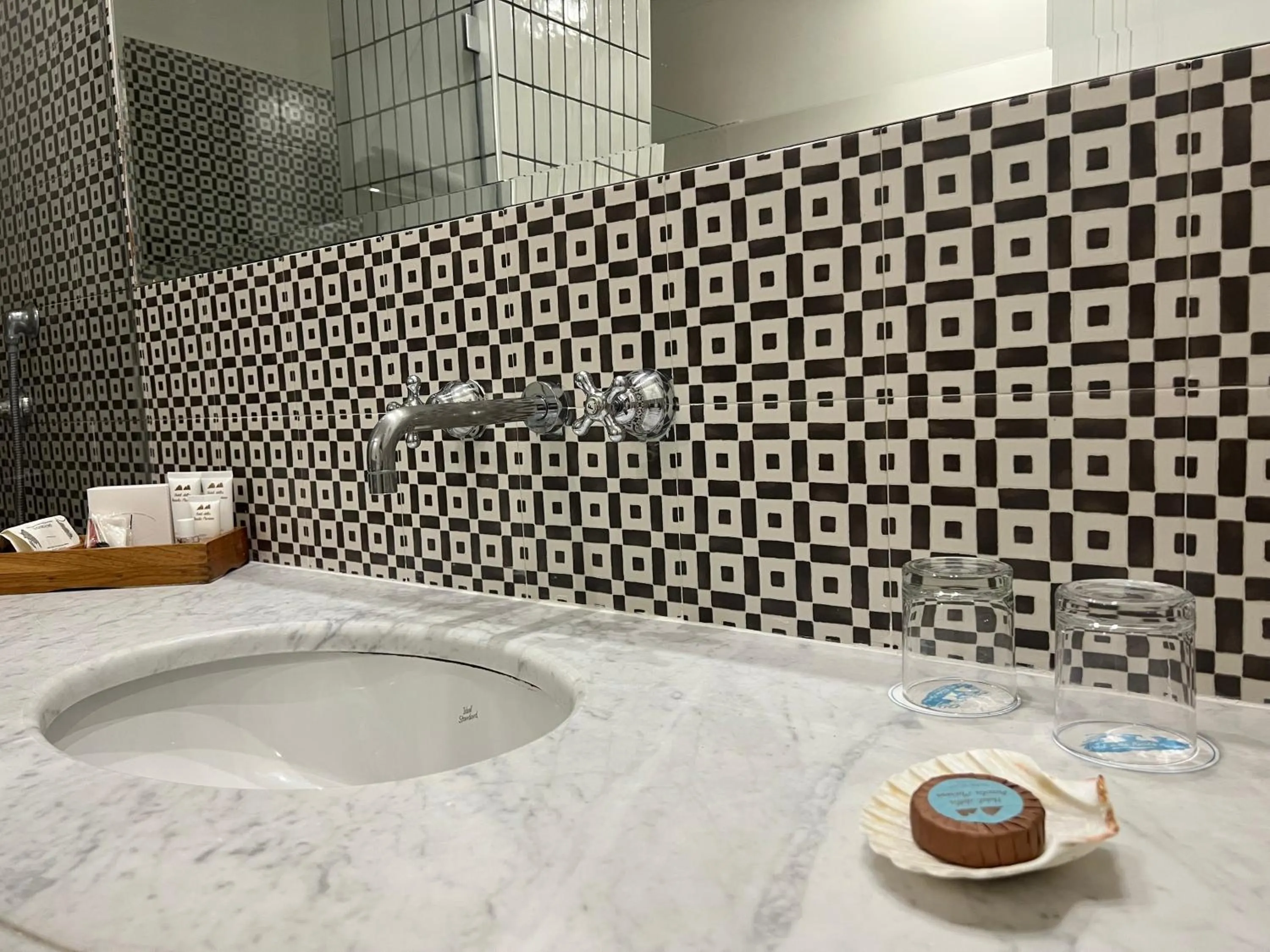 Bathroom in Hotel Della Piccola Marina