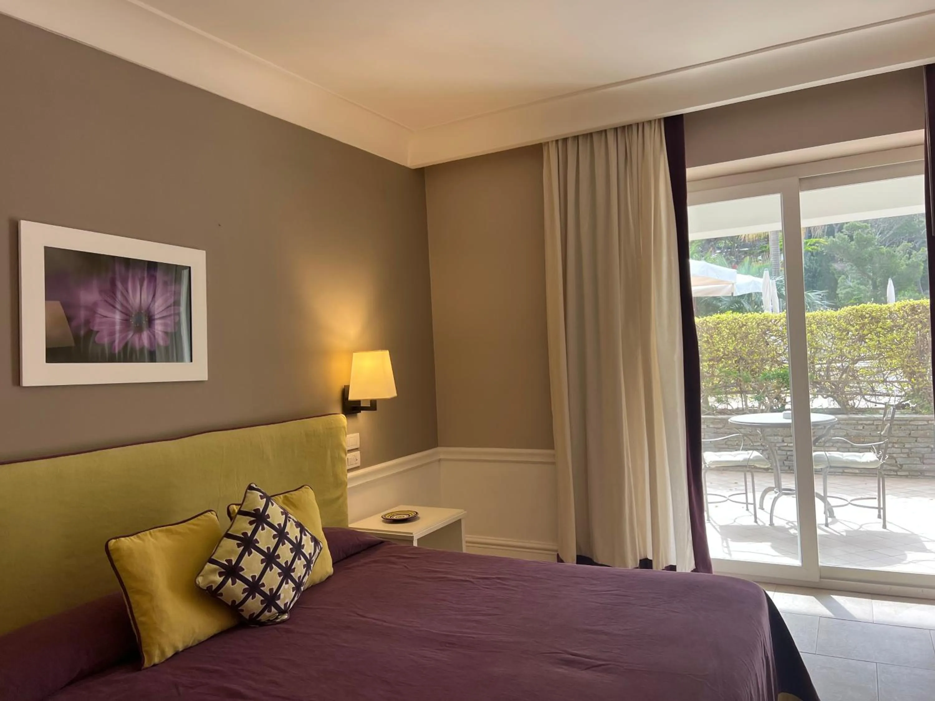 Bed in Hotel Della Piccola Marina