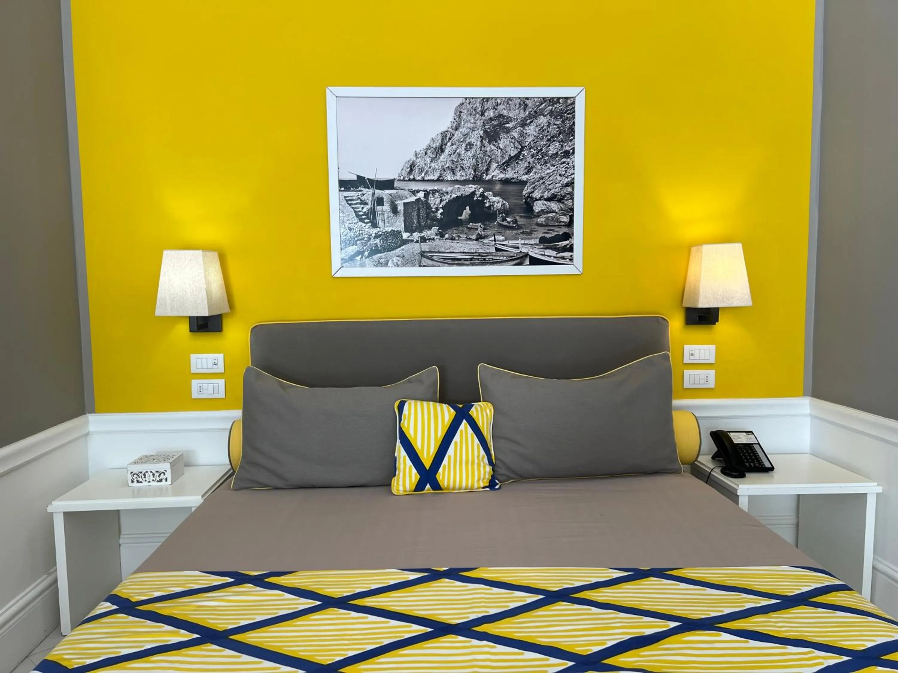 Bed in Hotel Della Piccola Marina