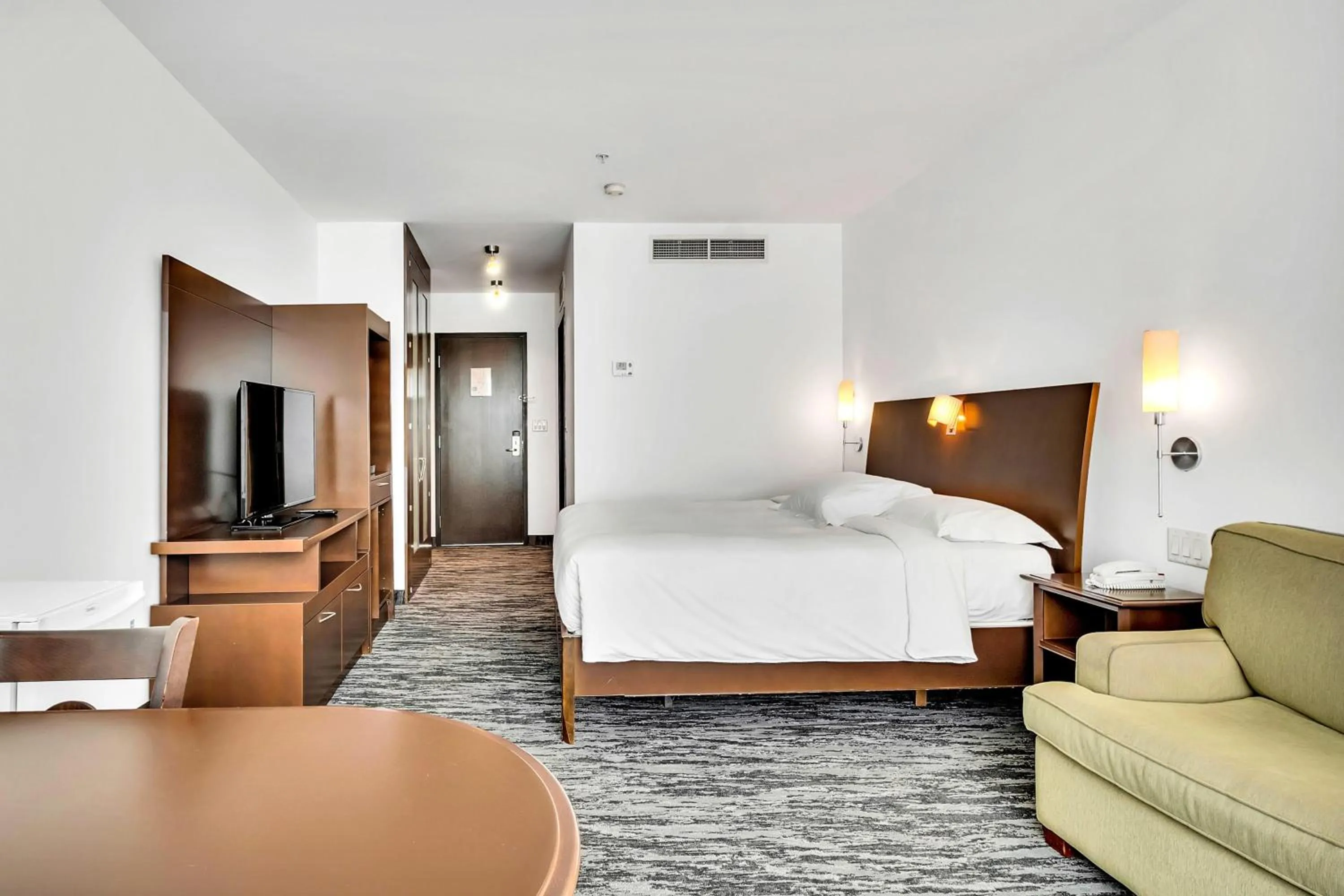 Bedroom, Bed in Hotel Mortagne