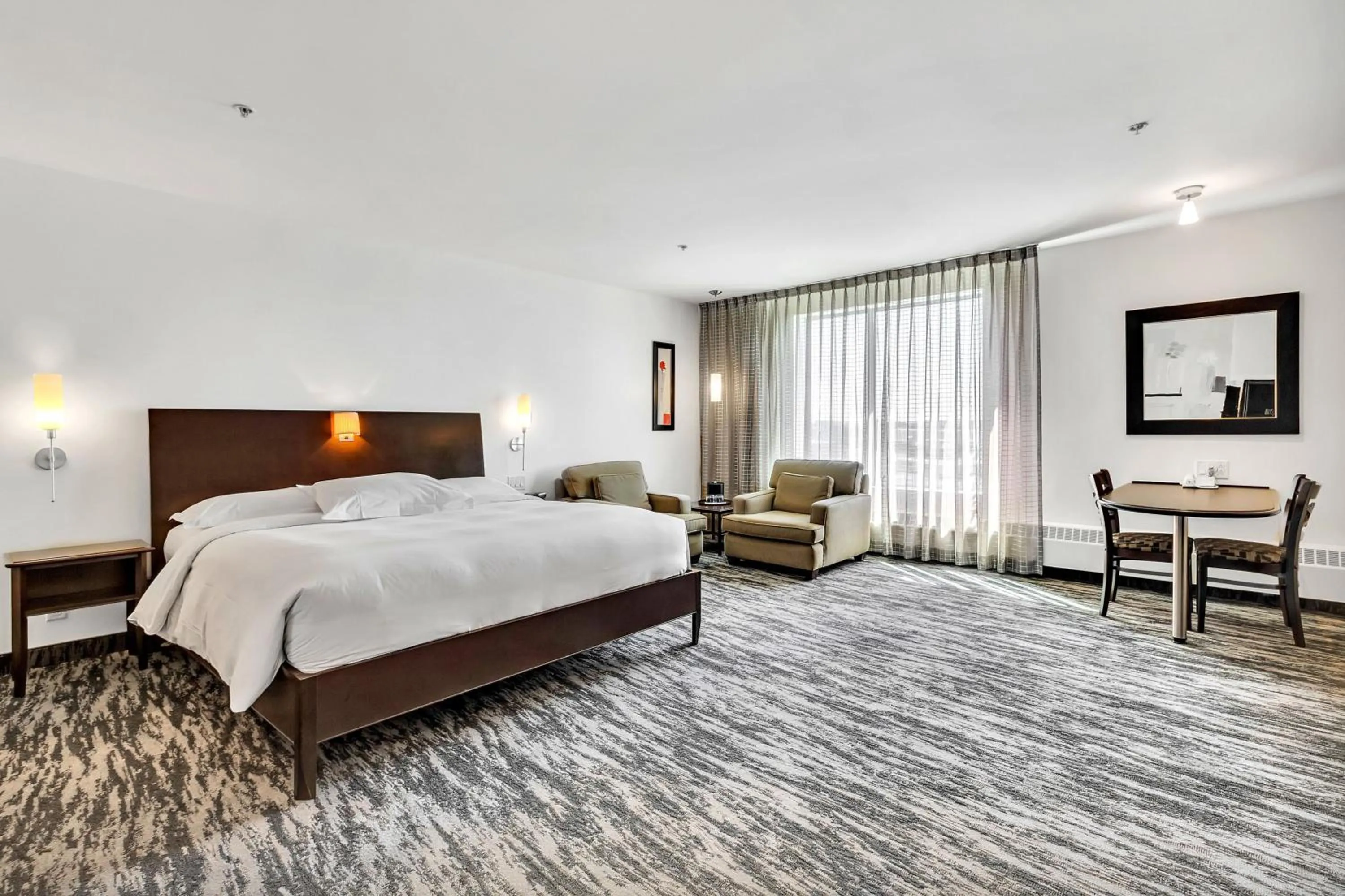 Bedroom, Bed in Hotel Mortagne