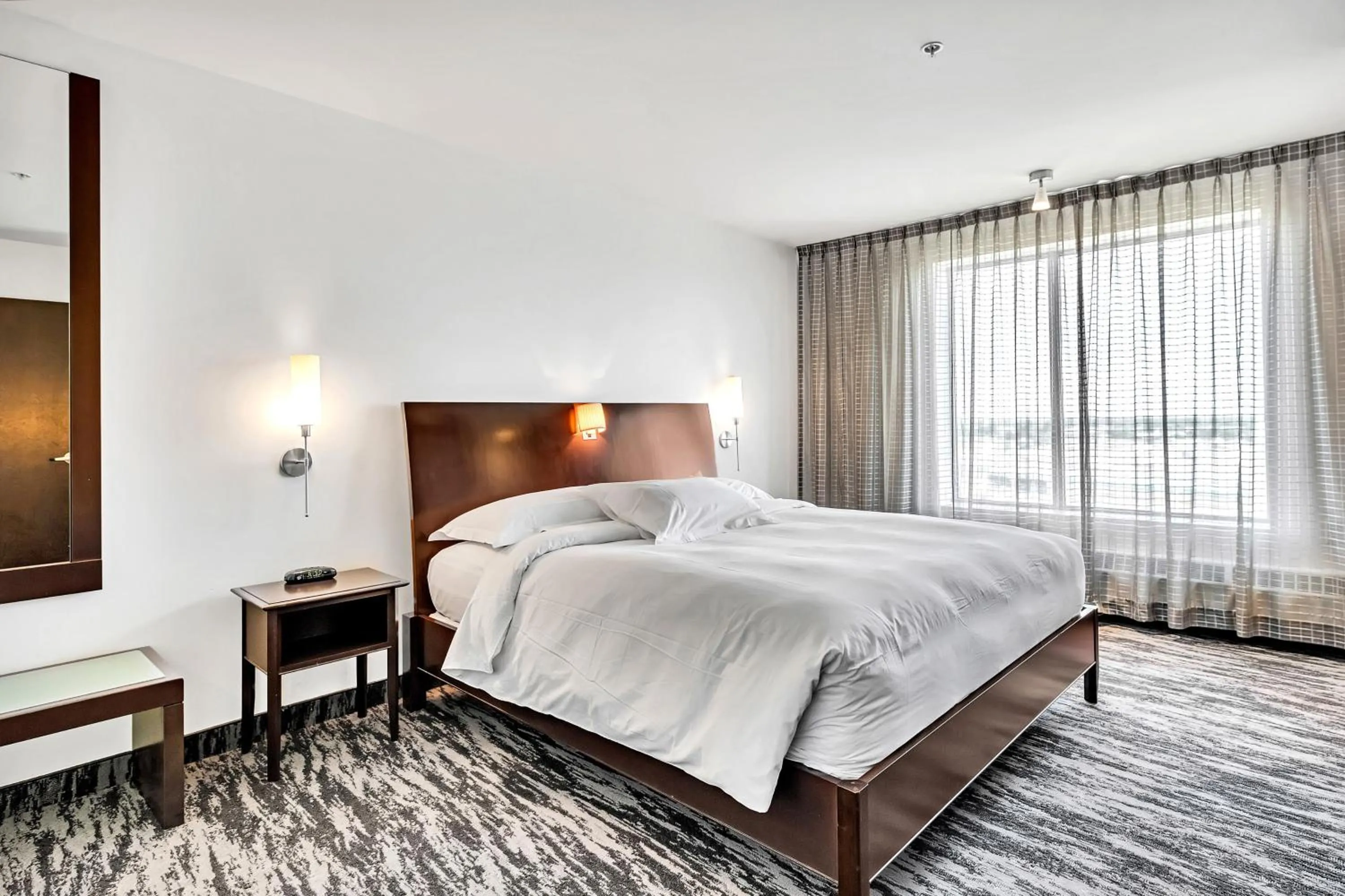 Bedroom, Bed in Hotel Mortagne