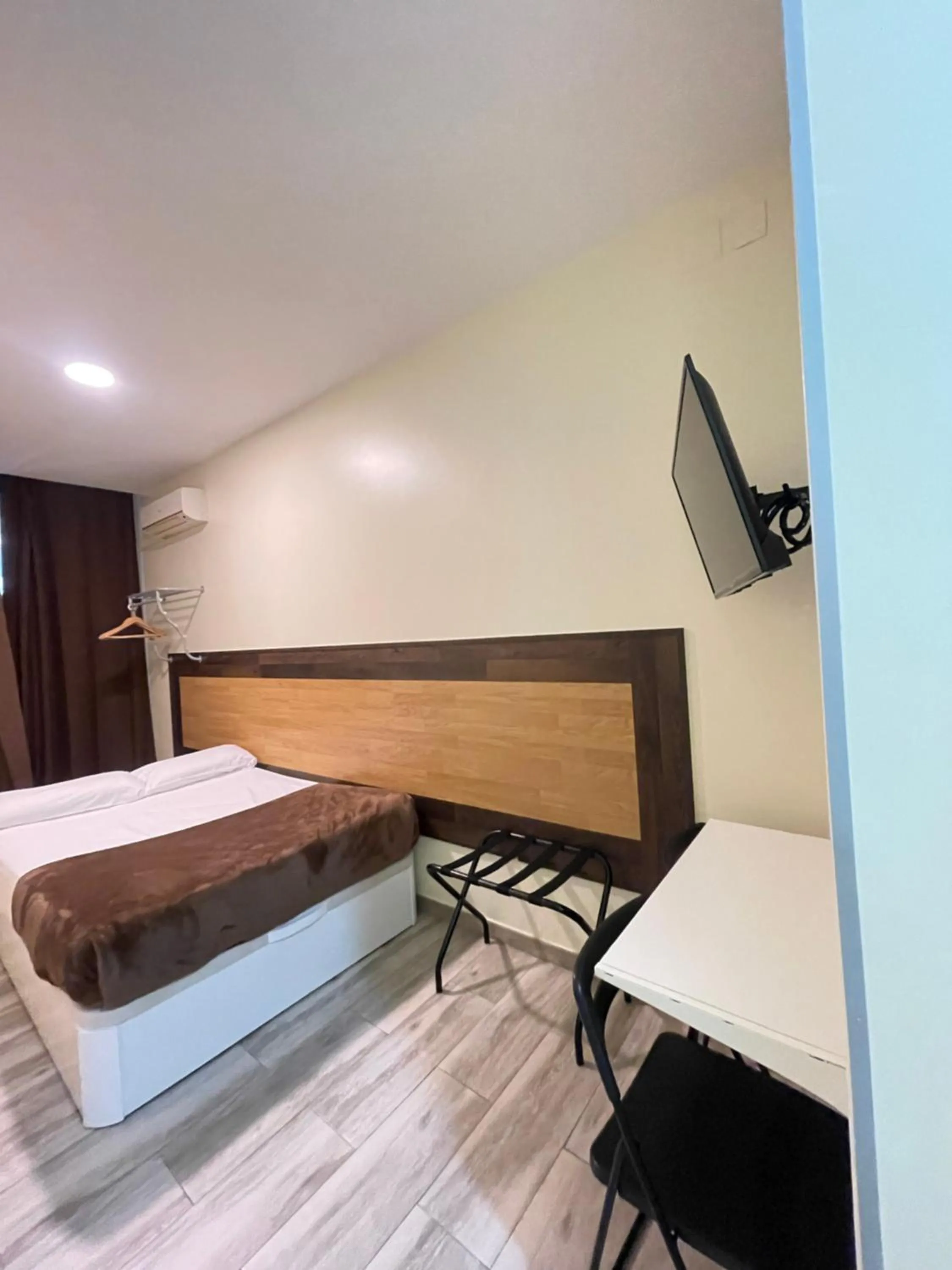 Bed in Hostal Oliver