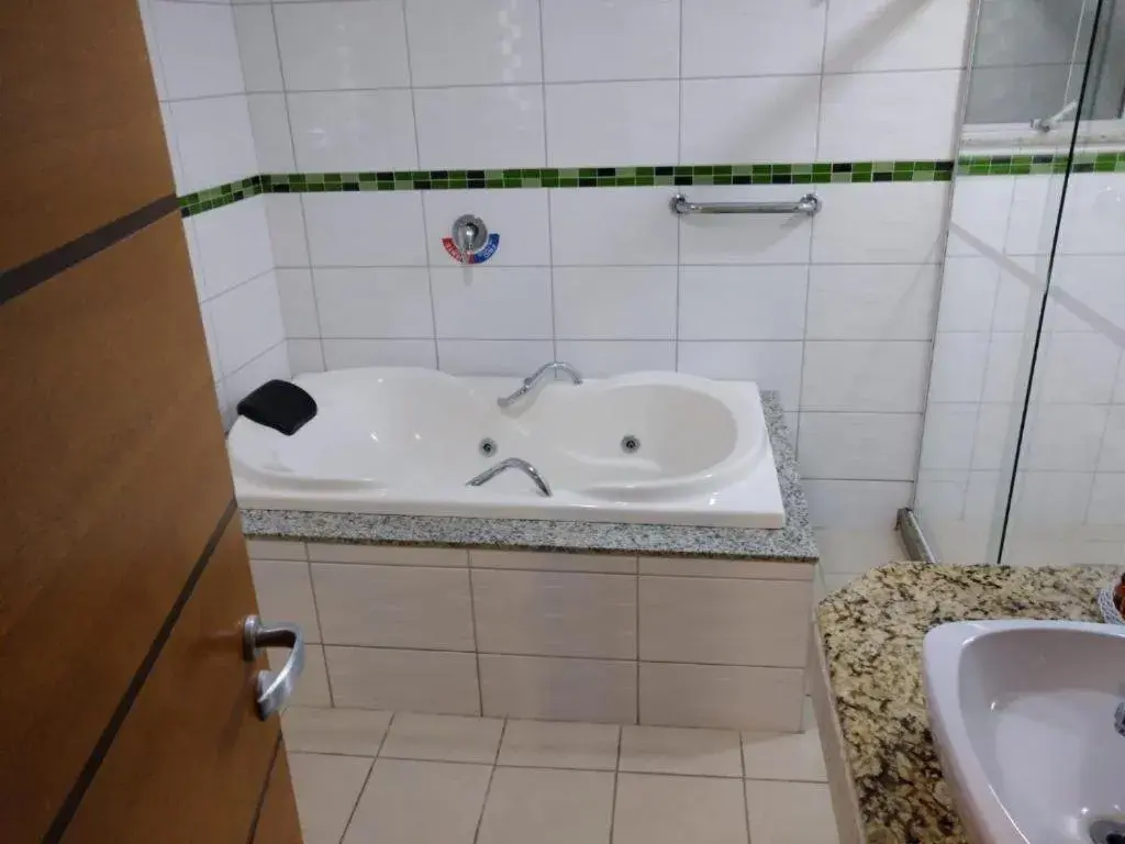 Executive Double Room in Hotel Brisa Tropical De Macaé Executive Double Room in Hotel Brisa Tropical De Macaé