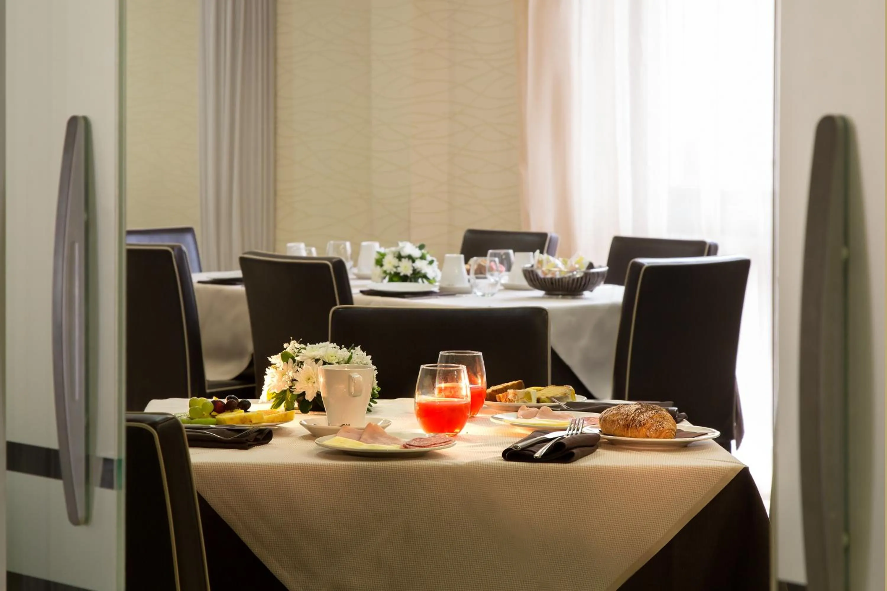 Buffet breakfast in Hotel Premiere