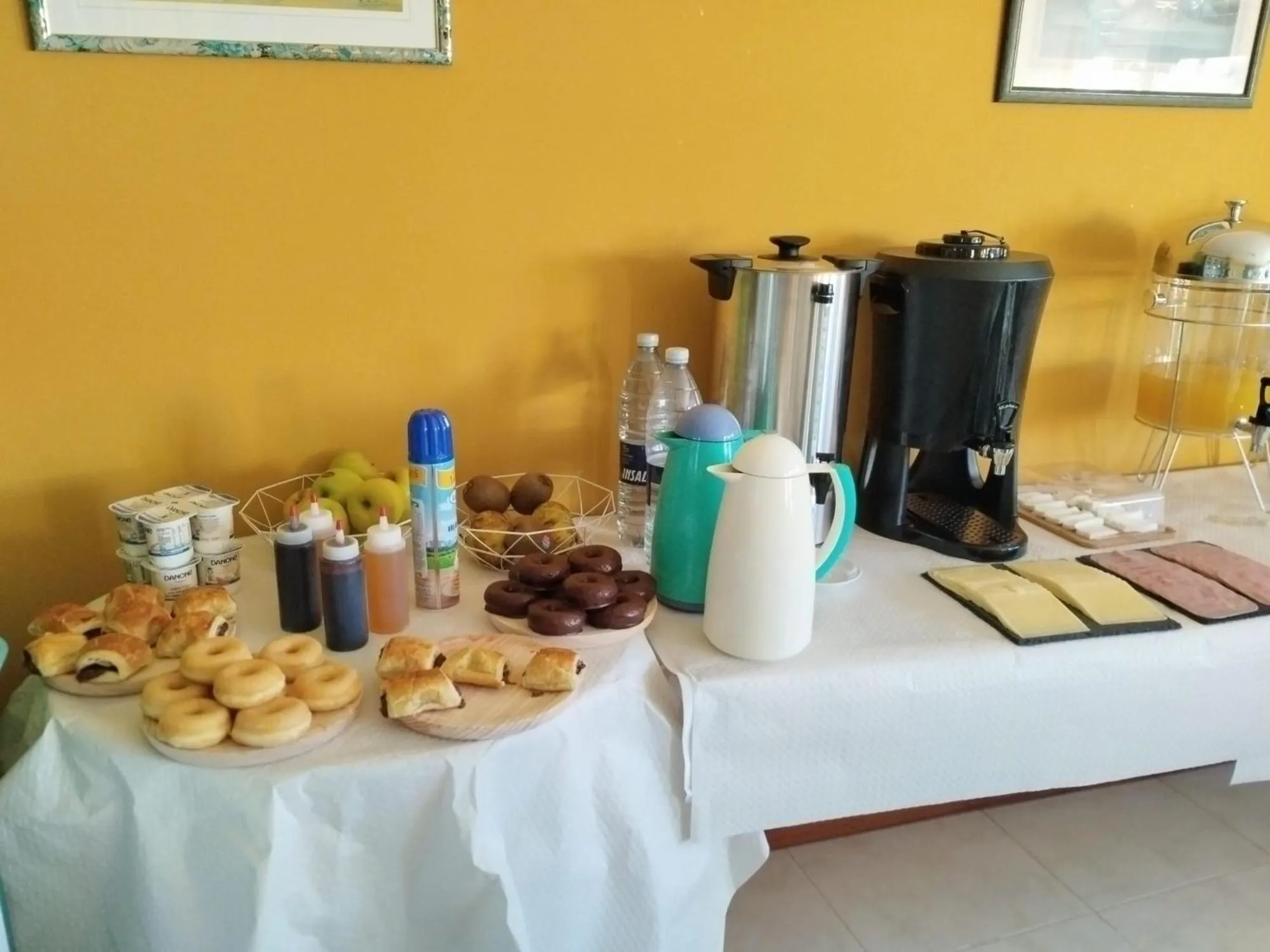 Breakfast in Hotel Mataleñas
