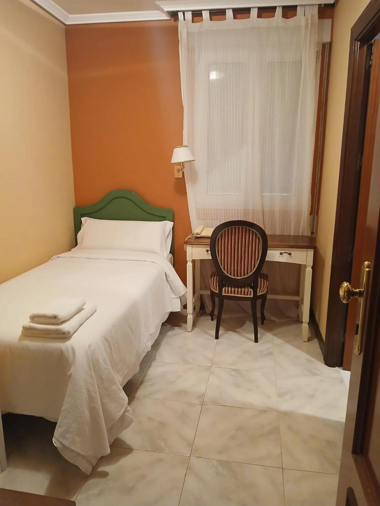 Bed in Hotel Mataleñas