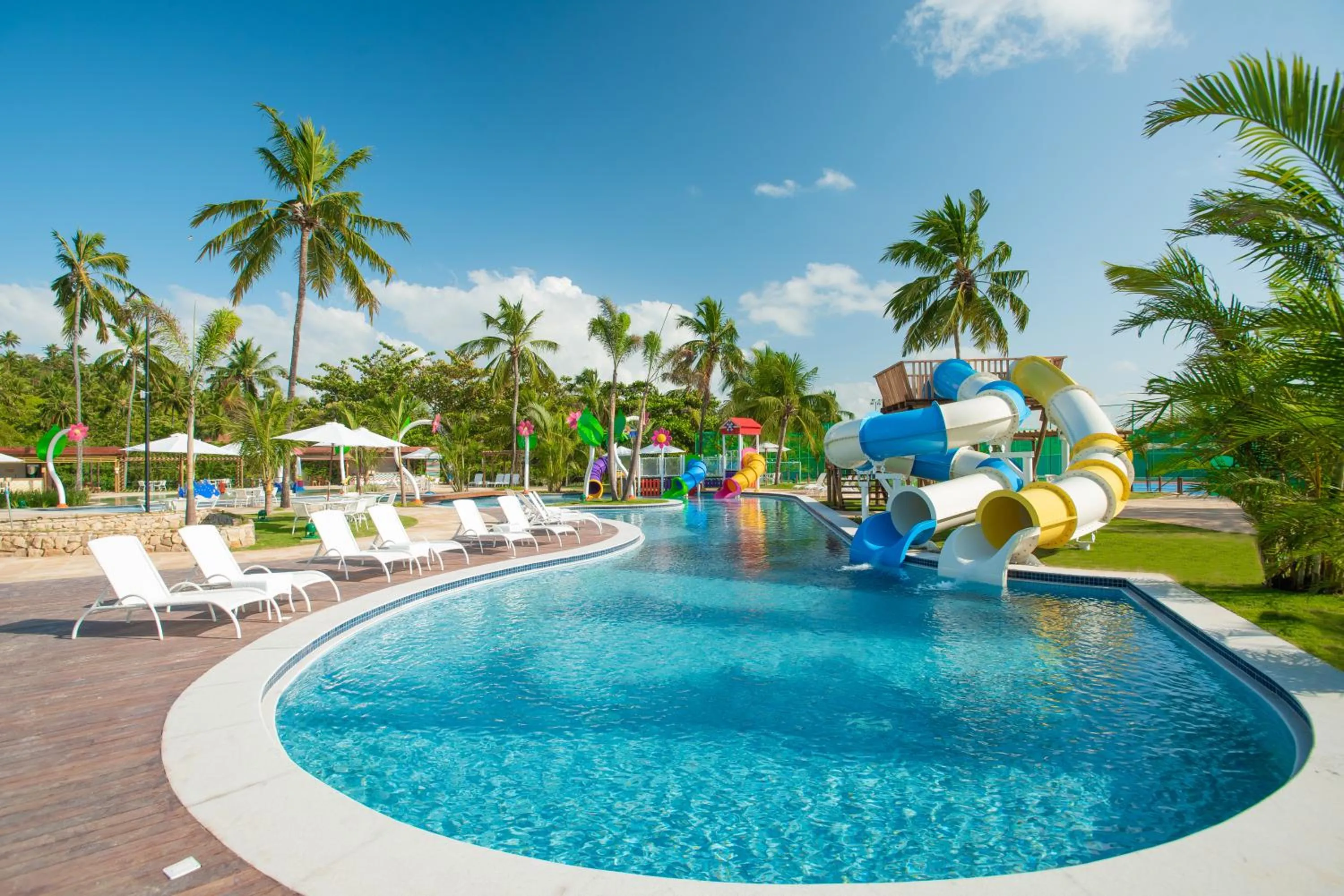 Swimming pool in Salinas Maragogi All Inclusive Resort