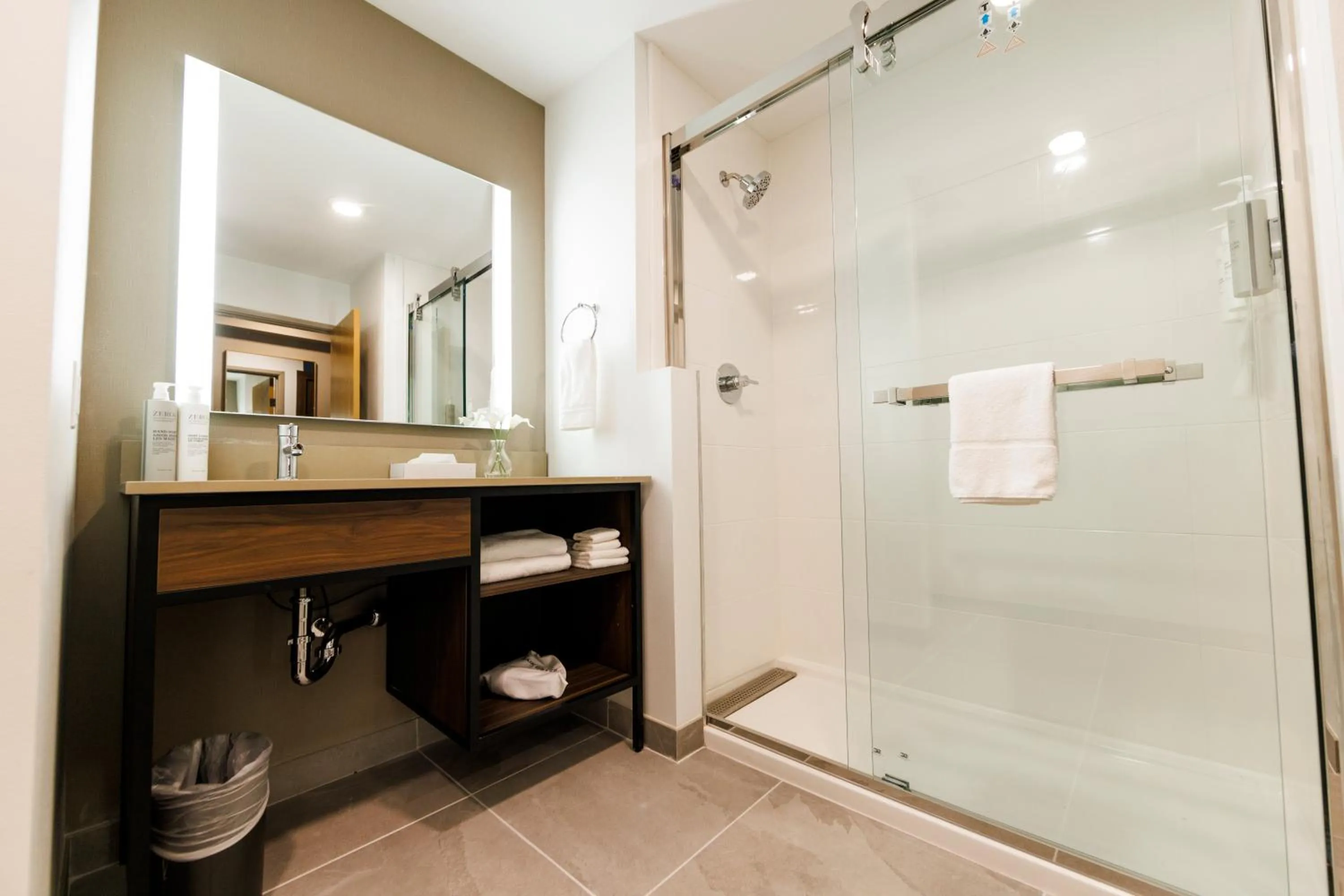 Monarch Hotel & Conference Center