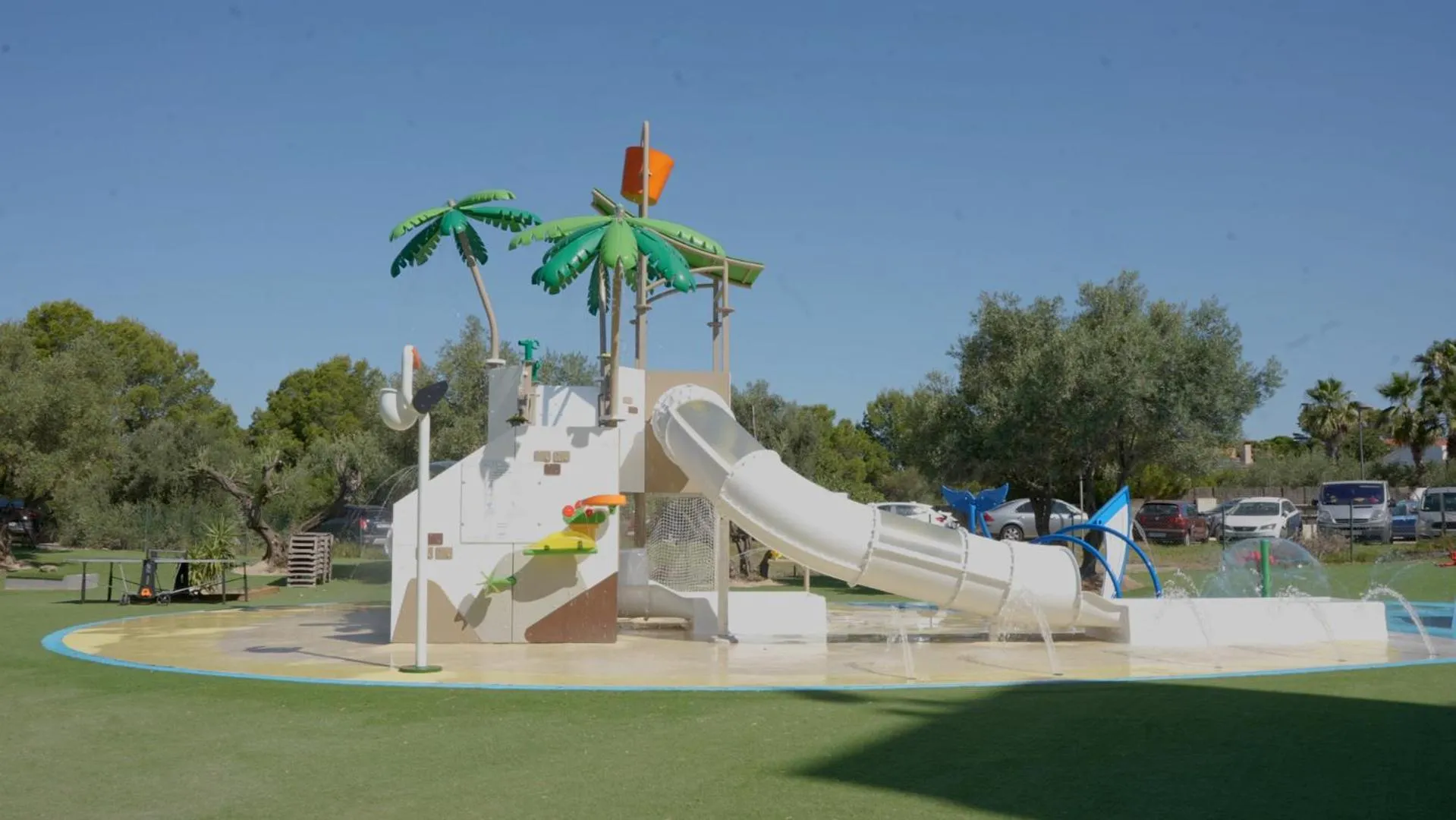 Aqua park in FERGUS Cap Roig