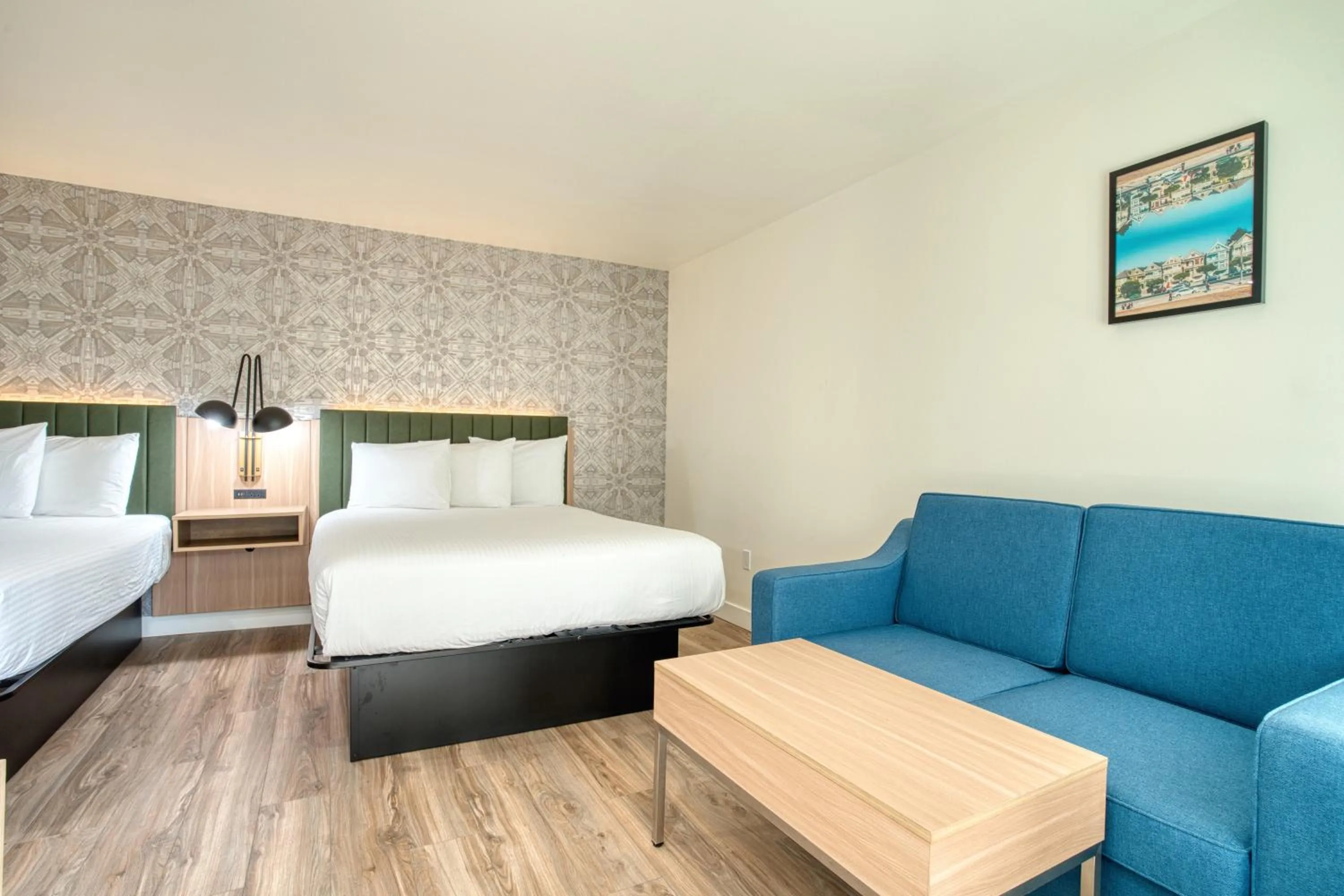 Bedroom, Bed in La Casa Inn