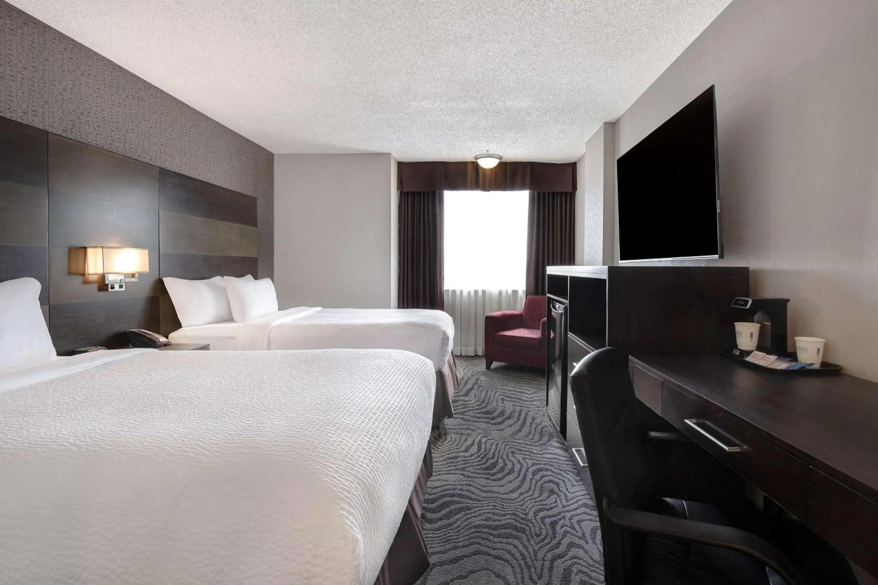 Photo of the whole room, Bed in Days Inn by Wyndham Calgary South
