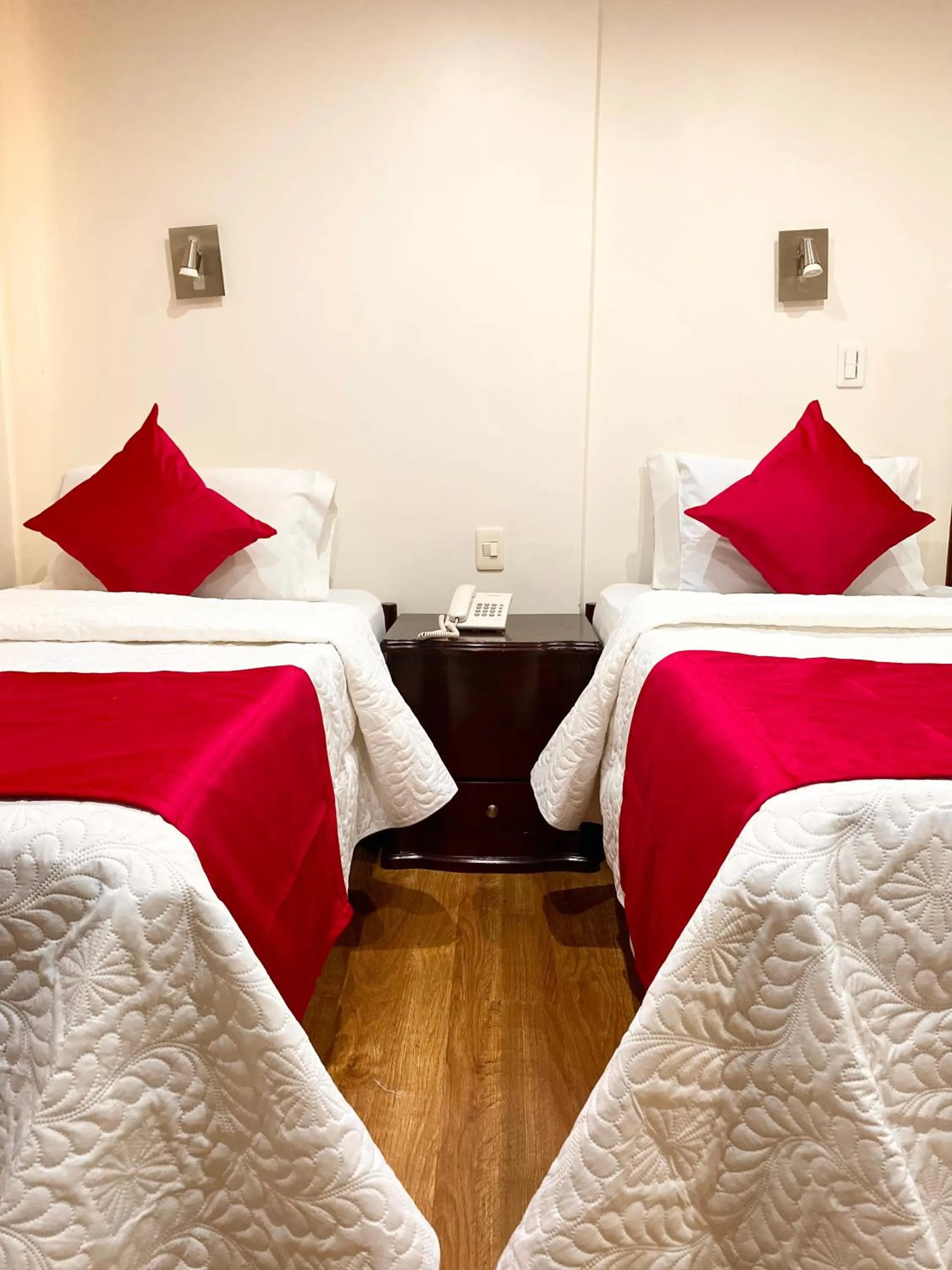 Bed in Hotel Fontibon